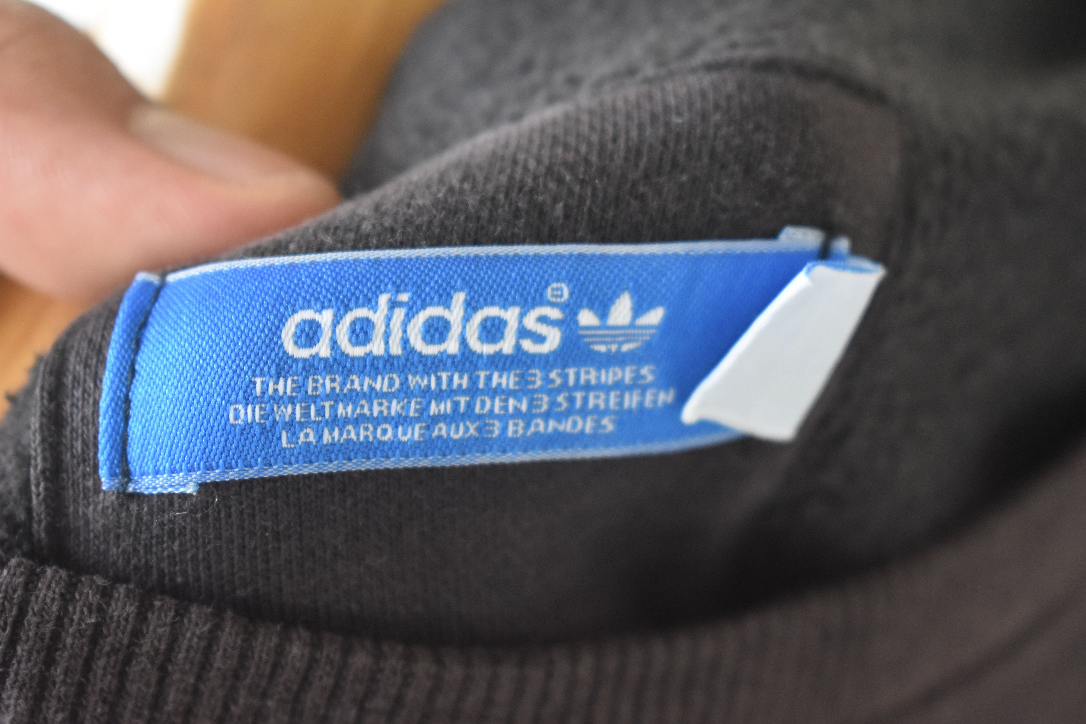 Adidas A063 Adidas Sweatshirt Black Sexy Big Print Size M / US 6-8 / IT 42-44 - 6 Thumbnail