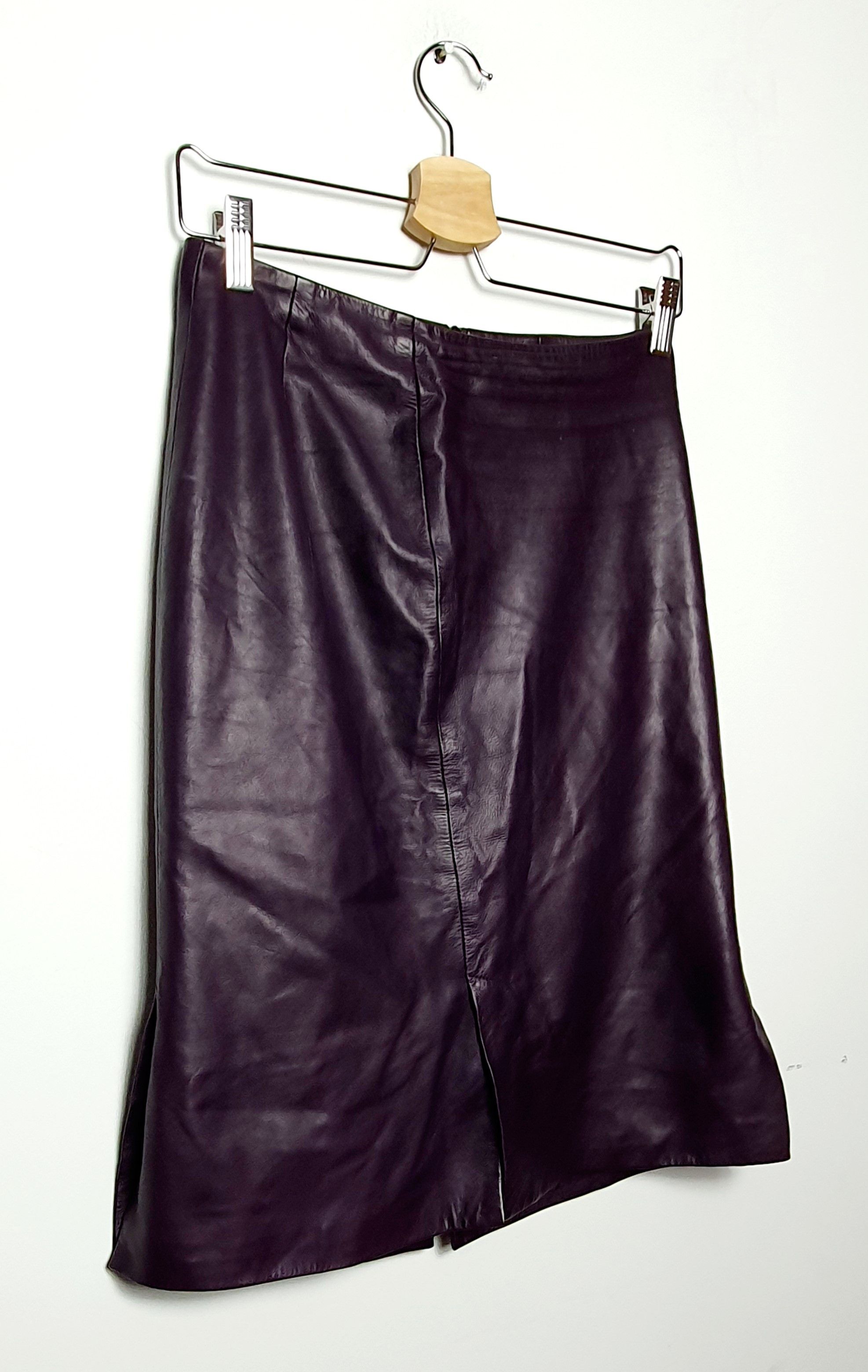 Prada Prada leather skirt Size 28" / US 6 / IT 42 - 2 Thumbnail