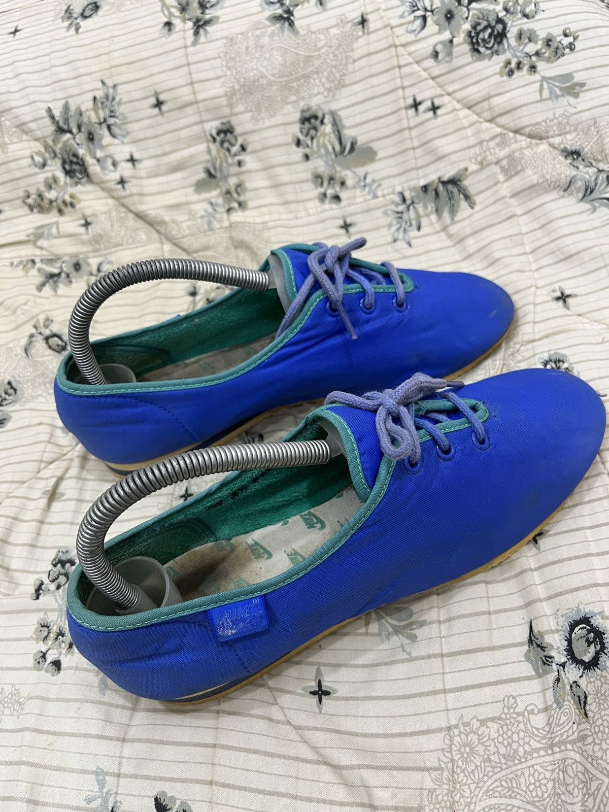 Nike VINTAGE NIKE WOMEN SHOES Size US 8.5 / IT 38.5 - 4 Thumbnail
