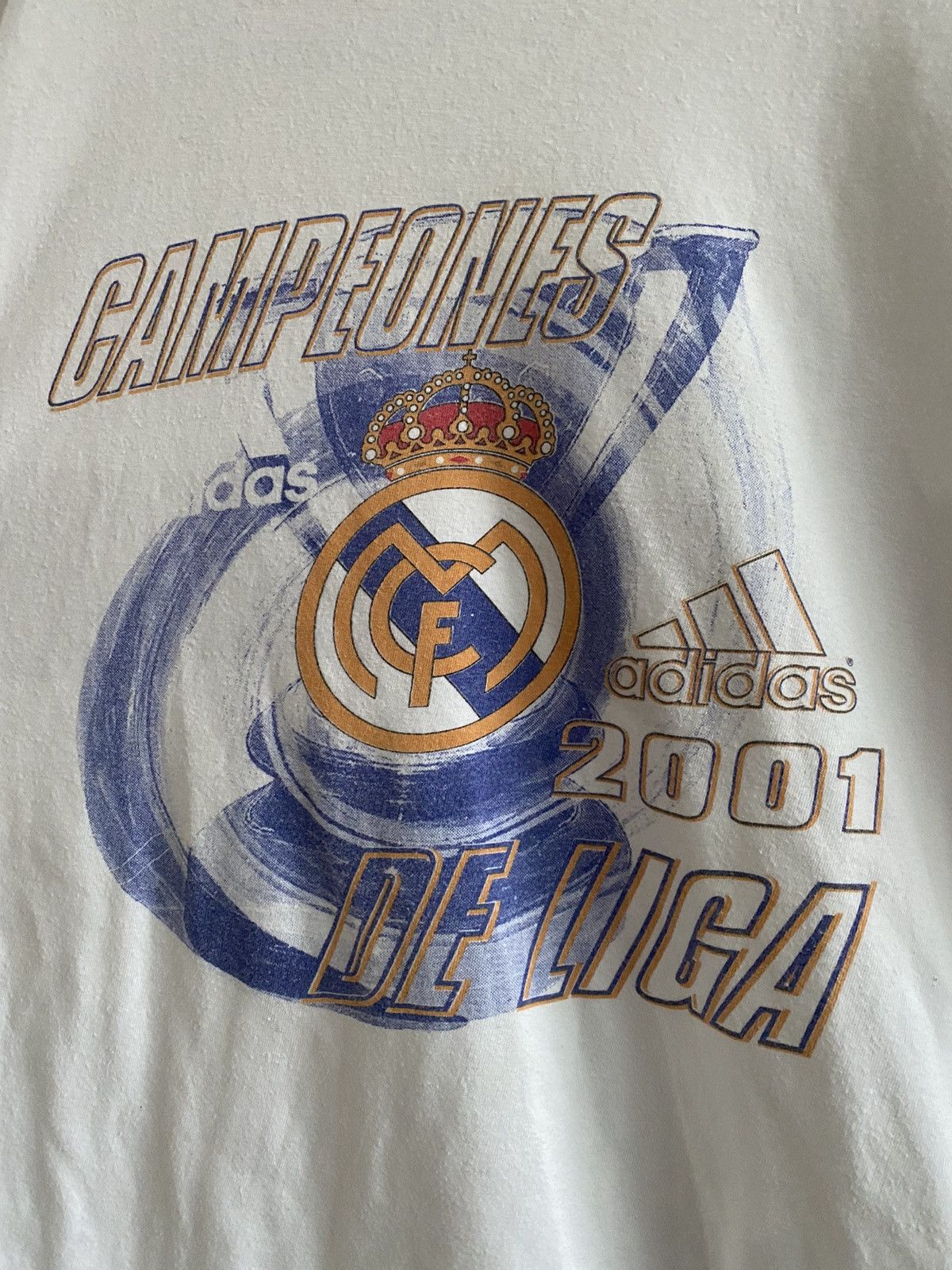 Adidas Real Madrid La Liga Campeones 2001 t shirt Size US M / EU 48-50 / 2 - 2 Thumbnail