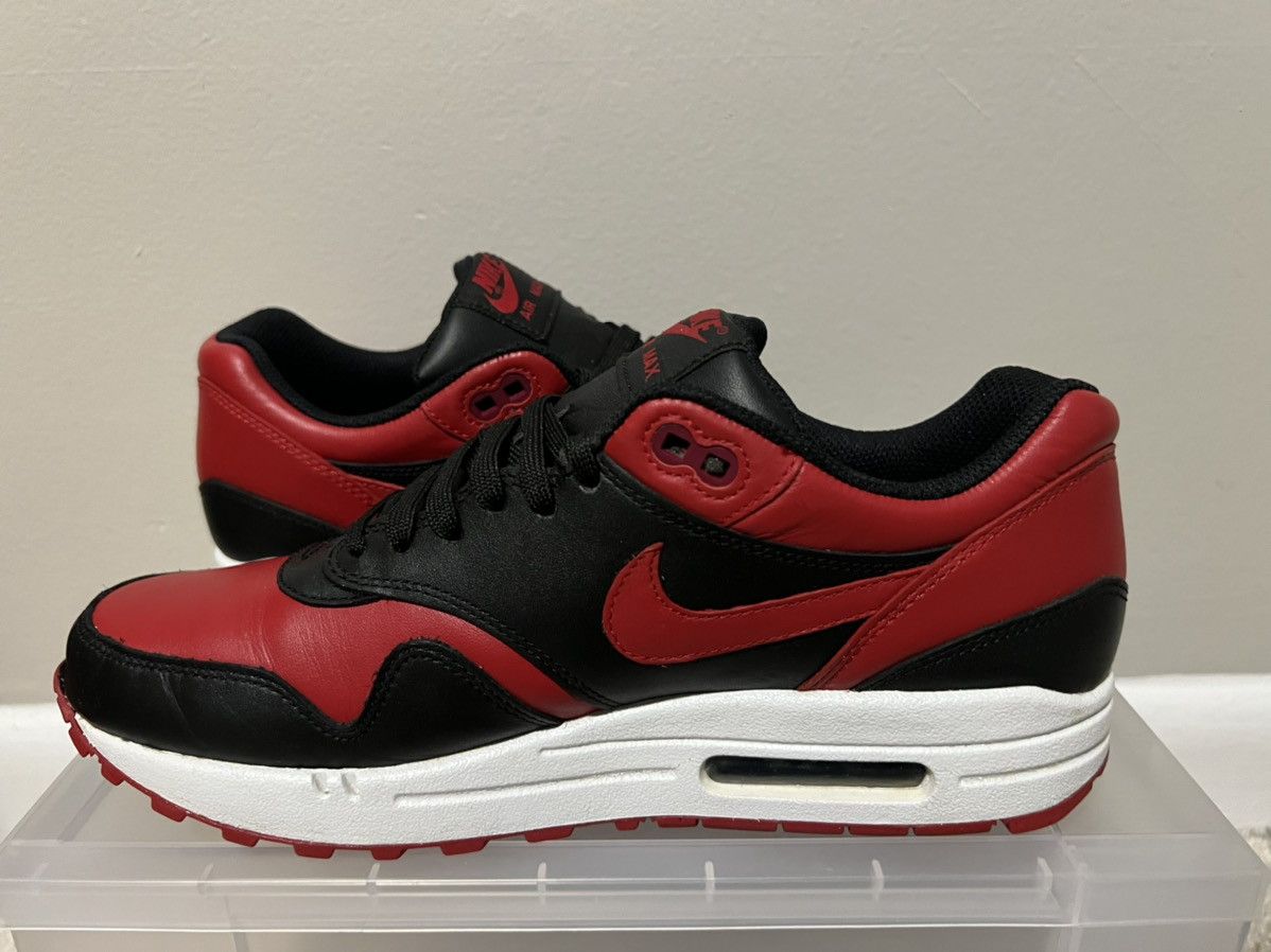 Nike 100% Authentic 2015 Nike Air Max 1 Bred Size 8 665873-061 Size US 8 / EU 41 - 6 Thumbnail