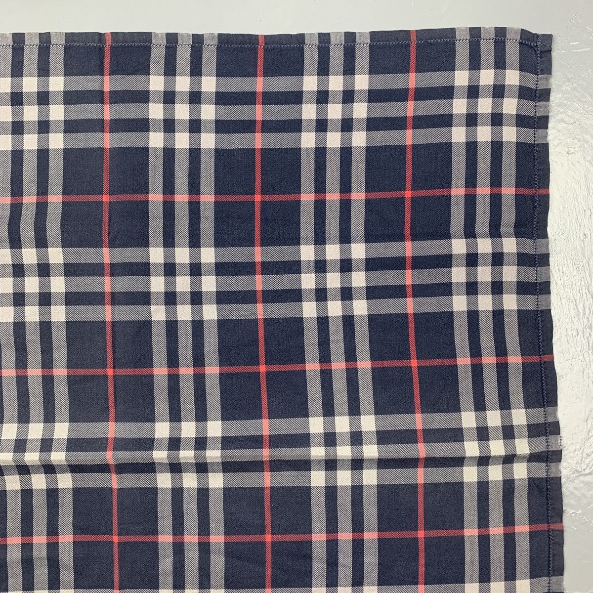 Designer Burberry Handkerchief / Pocketsquares Size ONE SIZE - 4 Thumbnail