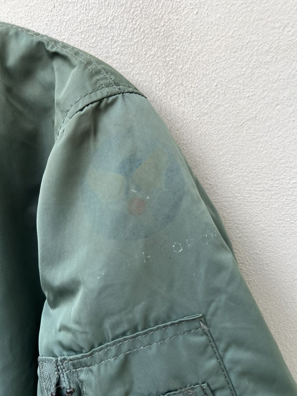 Alpha Industries Vintage 90s Alpha Industries MA-1 Dirty Flight Bomber Jacket Size US M / EU 48-50 / 2 - 9 Thumbnail