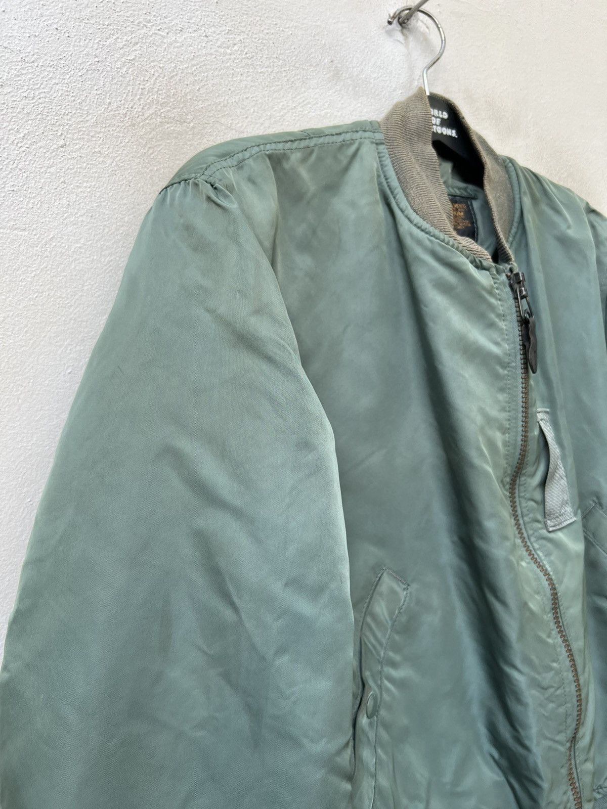 Alpha Industries Vintage 90s Alpha Industries MA-1 Dirty Flight Bomber Jacket Size US M / EU 48-50 / 2 - 15 Thumbnail