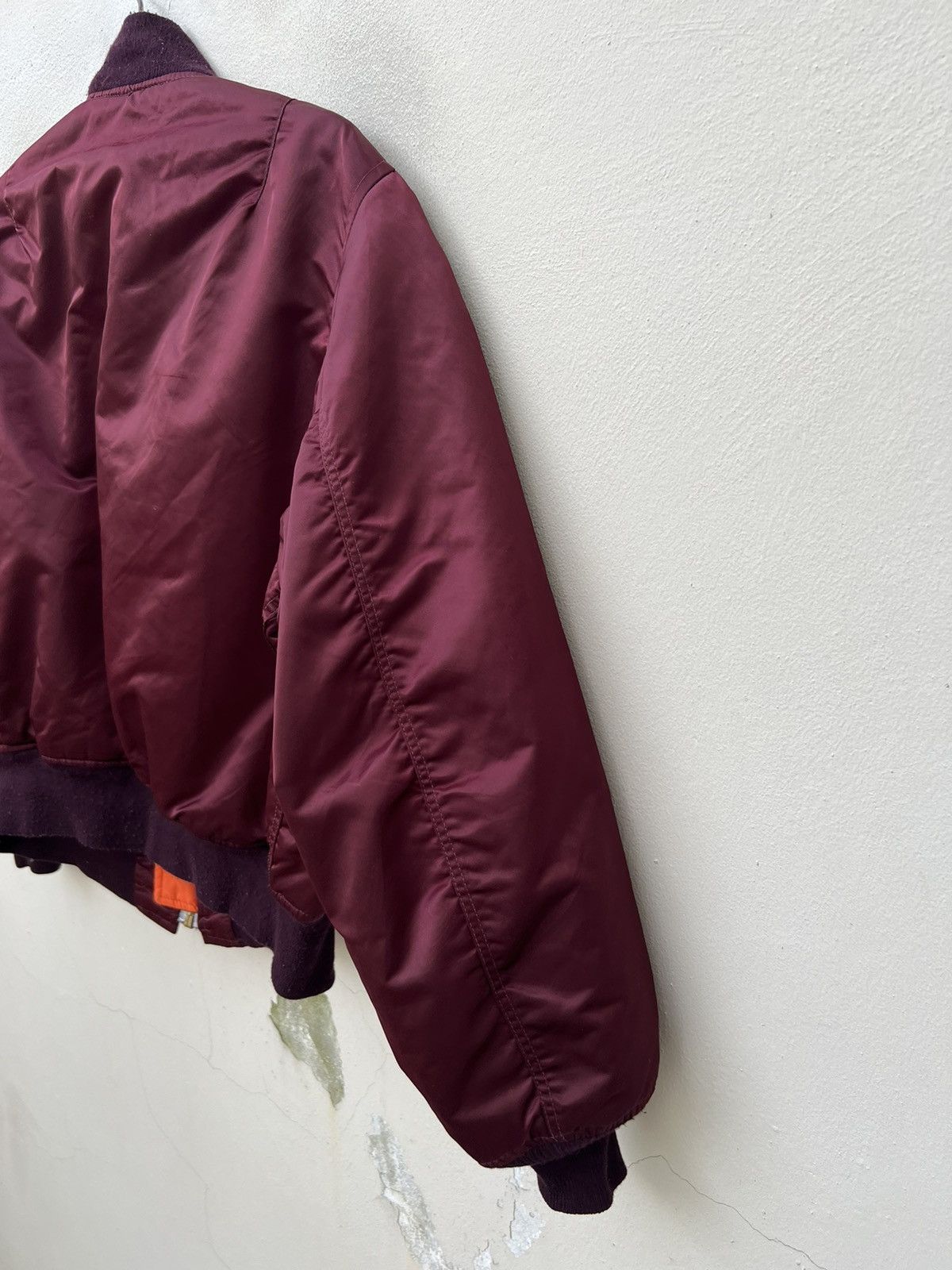 Alpha Industries RARE VTG 80s Corinth MFG Ox Blood MA-1 Flight Bomber Jacket Size US L / EU 52-54 / 3 - 16 Thumbnail