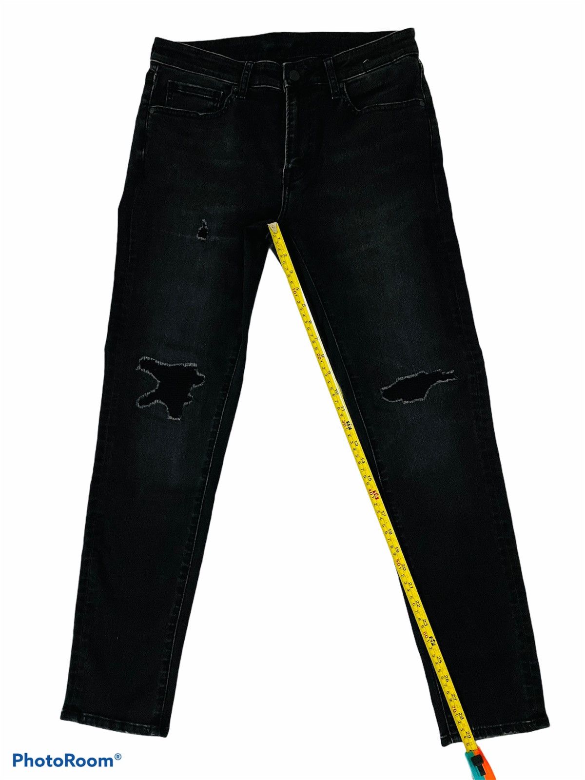 Uniqlo Distressed Denim Uniqlo Skiny Fit Size US 30 / EU 46 - 8 Thumbnail