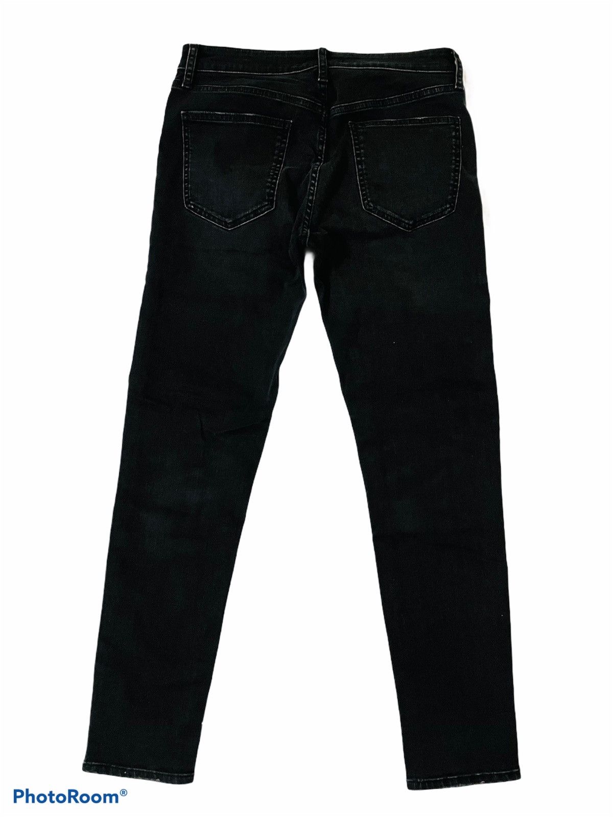 Uniqlo Distressed Denim Uniqlo Skiny Fit Size US 30 / EU 46 - 2 Thumbnail