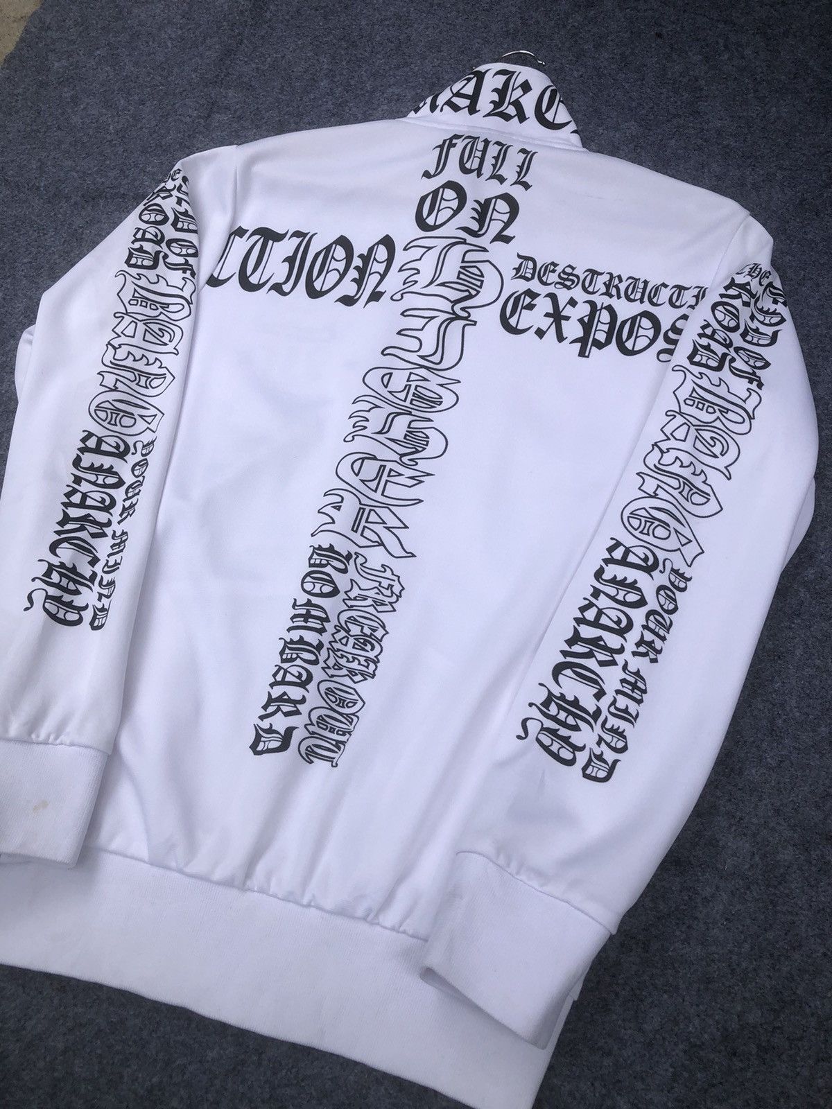 Japanese Brand Last Drop🔥Rare🔥Japanese Clash Ahead Track Shirt Like DogTown Size US L / EU 52-54 / 3 - 15 Thumbnail