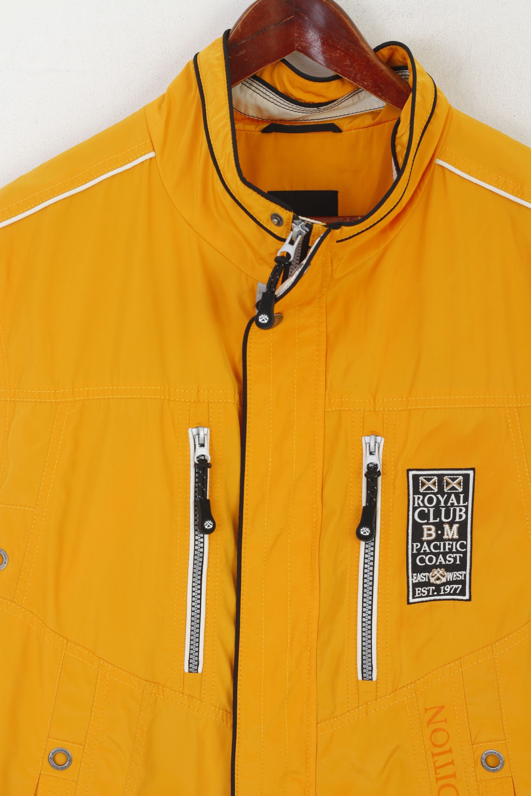 Vintage Bonita Men L Vest Yellow Royal Yacht Club Regatta 2182 Size US L / EU 52-54 / 3 - 2 Thumbnail