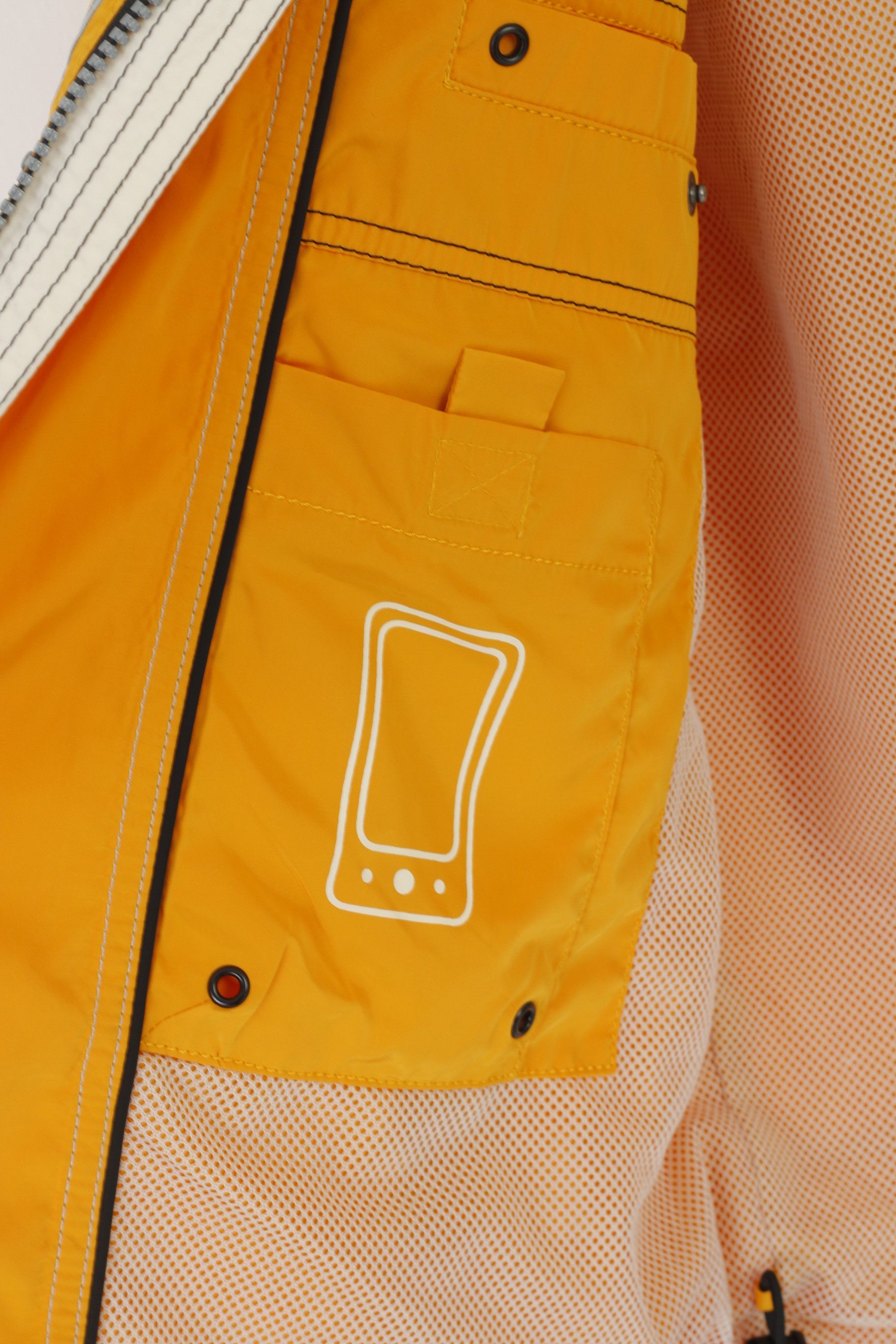 Vintage Bonita Men L Vest Yellow Royal Yacht Club Regatta 2182 Size US L / EU 52-54 / 3 - 5 Thumbnail