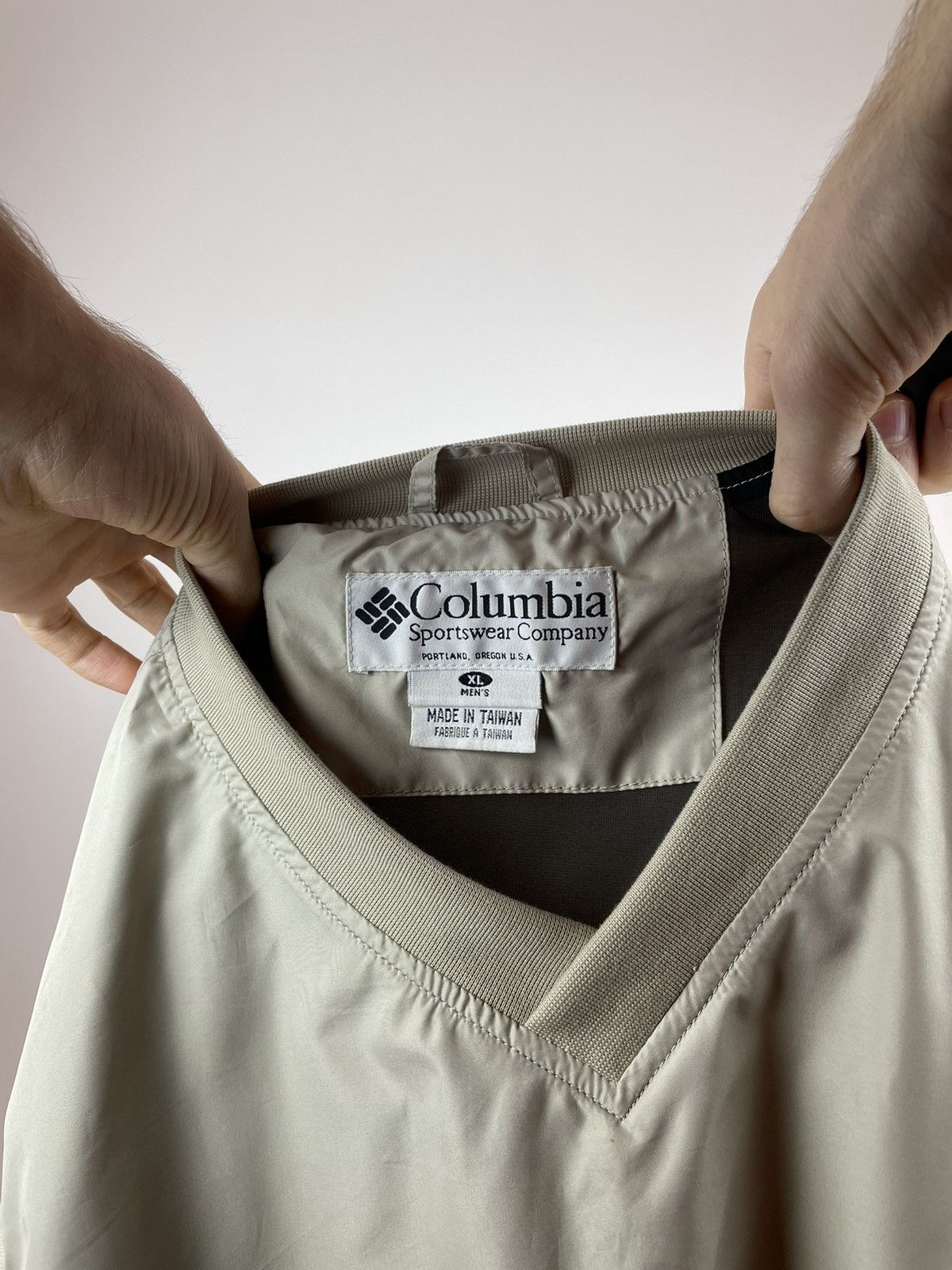 Columbia × Vintage COLUMBIA Sportswear Company Vintage oversized Vest Mens Size US XL / EU 56 / 4 - 7 Thumbnail