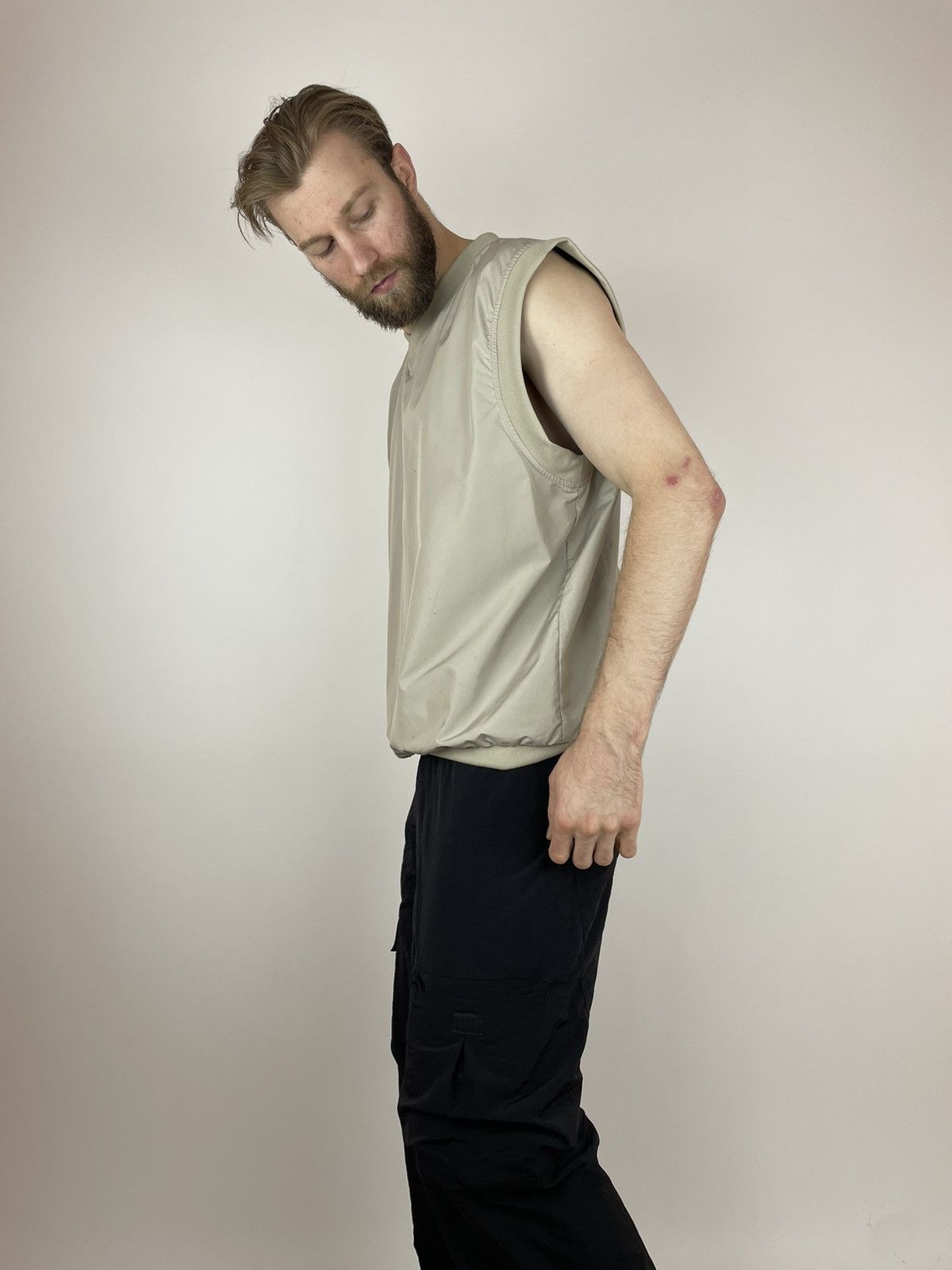 Columbia × Vintage COLUMBIA Sportswear Company Vintage oversized Vest Mens Size US XL / EU 56 / 4 - 4 Thumbnail