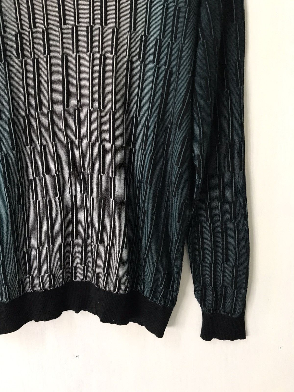 Japanese Brand 💥Steals💥Nice Pattern Jumper Long Sleeve Size US M / EU 48-50 / 2 - 5 Thumbnail