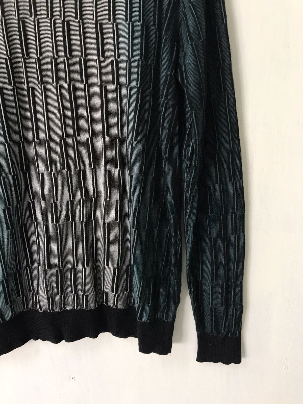 Japanese Brand 💥Steals💥Nice Pattern Jumper Long Sleeve Size US M / EU 48-50 / 2 - 10 Thumbnail