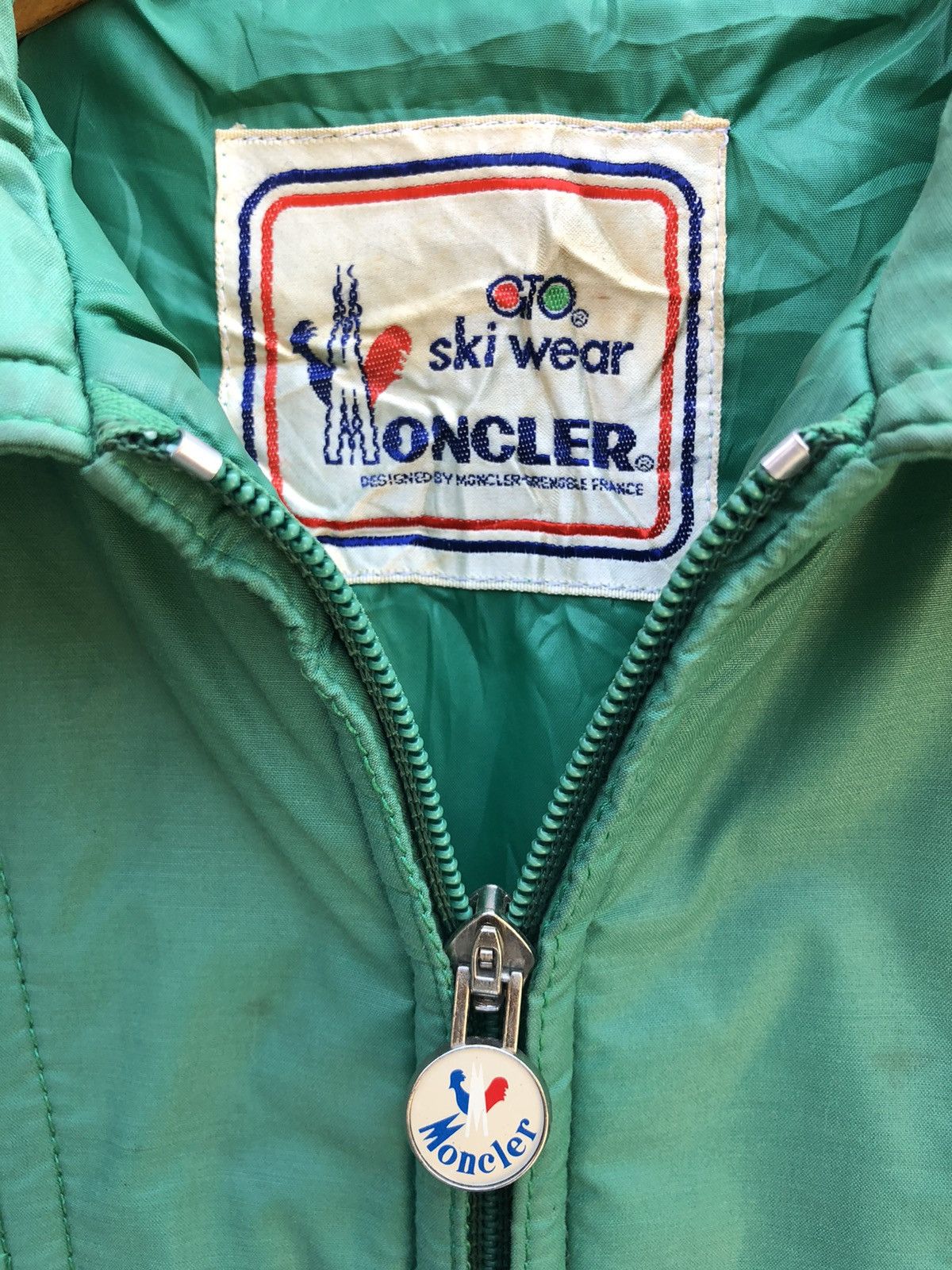 Moncler × Vintage Vintage Moncler Ski Wear Padded Hoodie Jacket Size US S / EU 44-46 / 1 - 2 Thumbnail