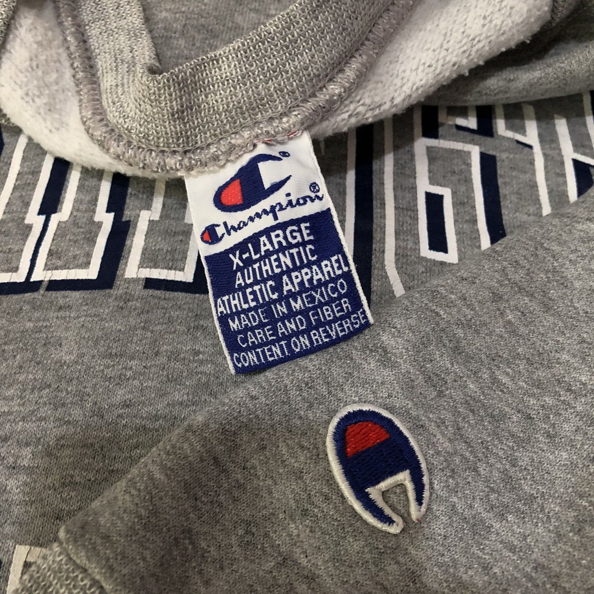 Champion Champion X University of Washington sweatshirt spellout logo Size US XL / EU 56 / 4 - 5 Thumbnail