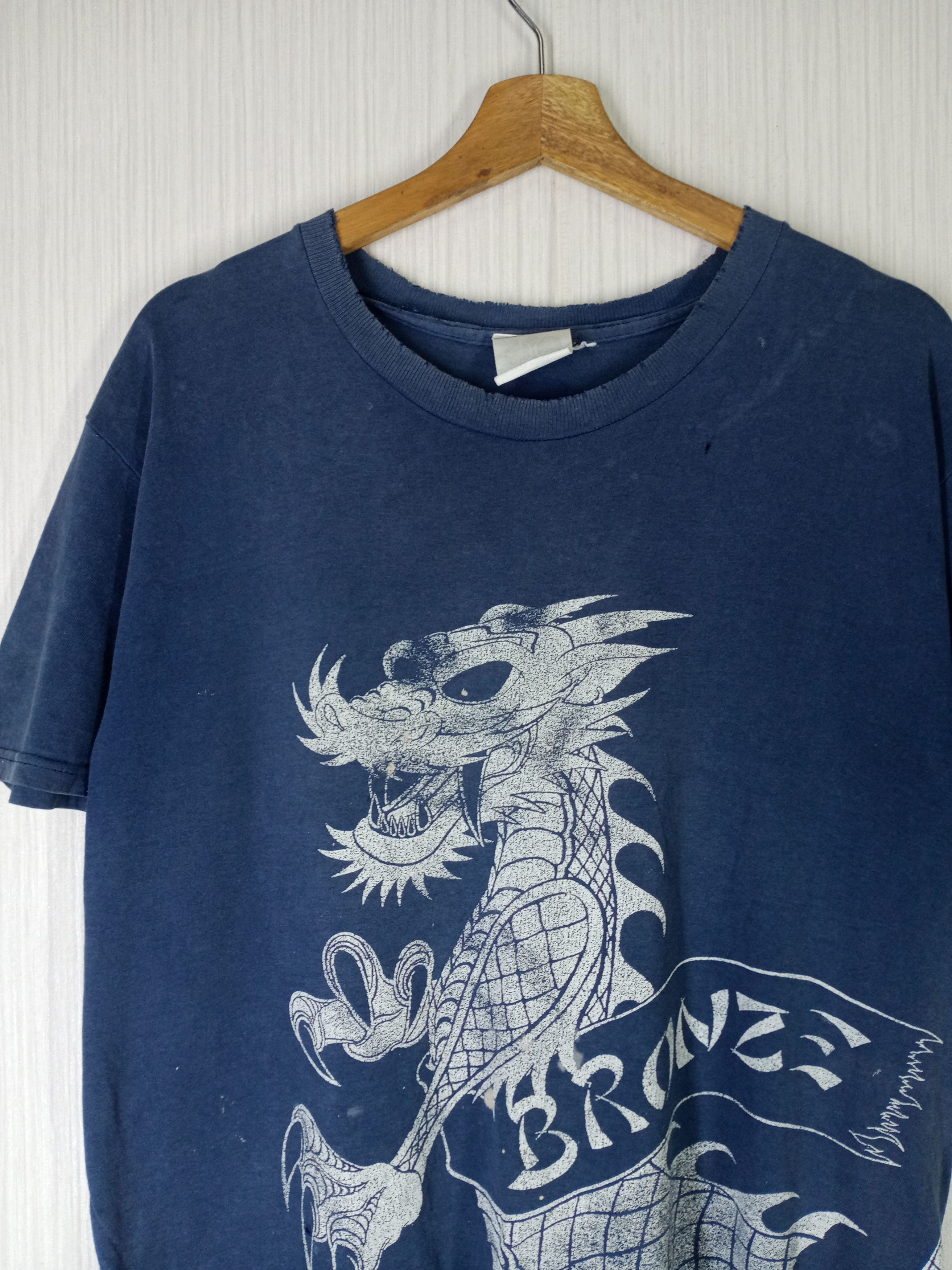 Very Vintage 90s Distressed Bronze Age Dragon Tshirt, Men's (Size L) — image 3 of 6