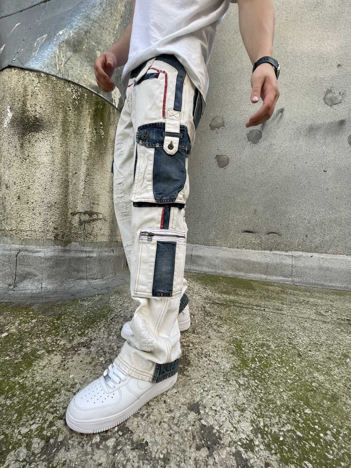 Japanese Brand Vintage Rusty Distressed Denim Cargo Jeans Size US 32 / EU 48 - 12 Thumbnail