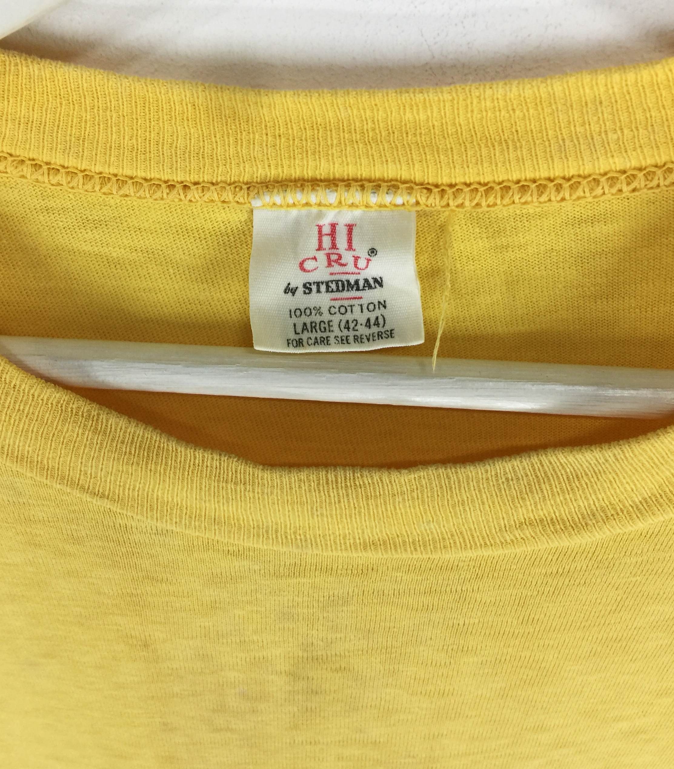 Vintage Hawaii surfing spell out big logo vintage 70s tshirt Size US L / EU 52-54 / 3 - 9 Thumbnail