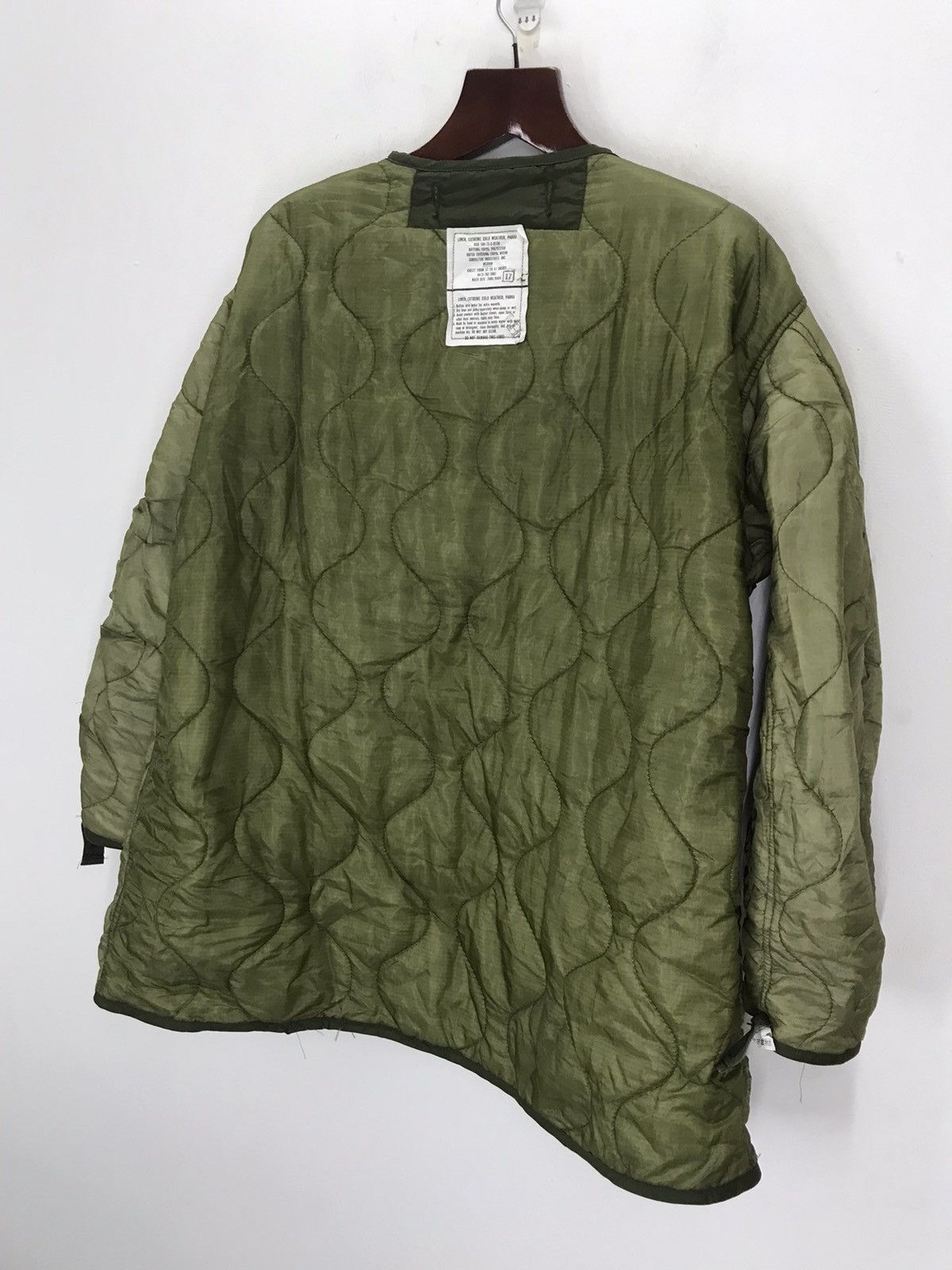 Vintage Vintage Quilted lining inner military jacket usa g1 Size US L / EU 52-54 / 3 - 8 Thumbnail