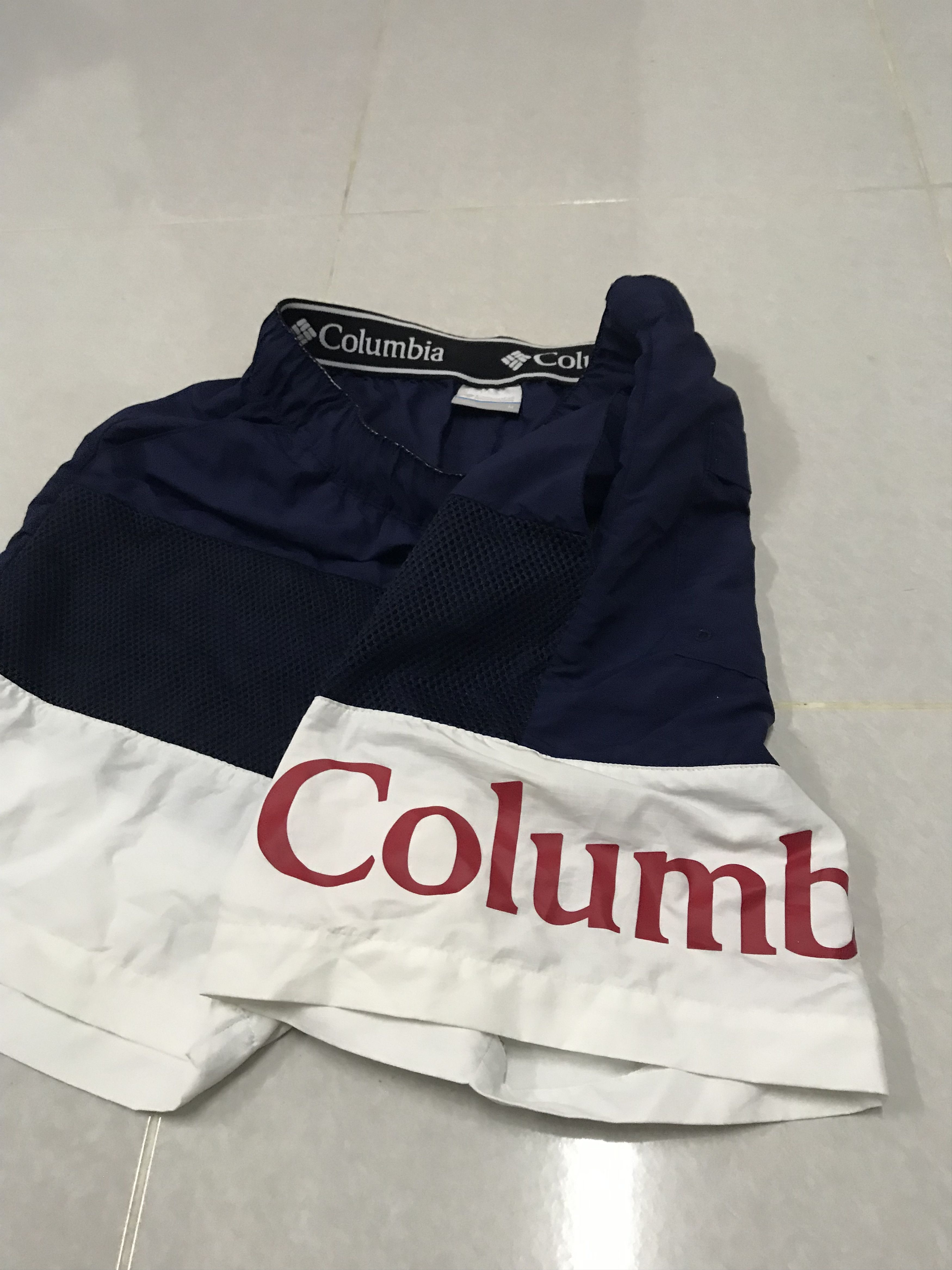 Columbia Columbia tricolour spellout shorts Size US 28 / EU 44 - 8 Thumbnail