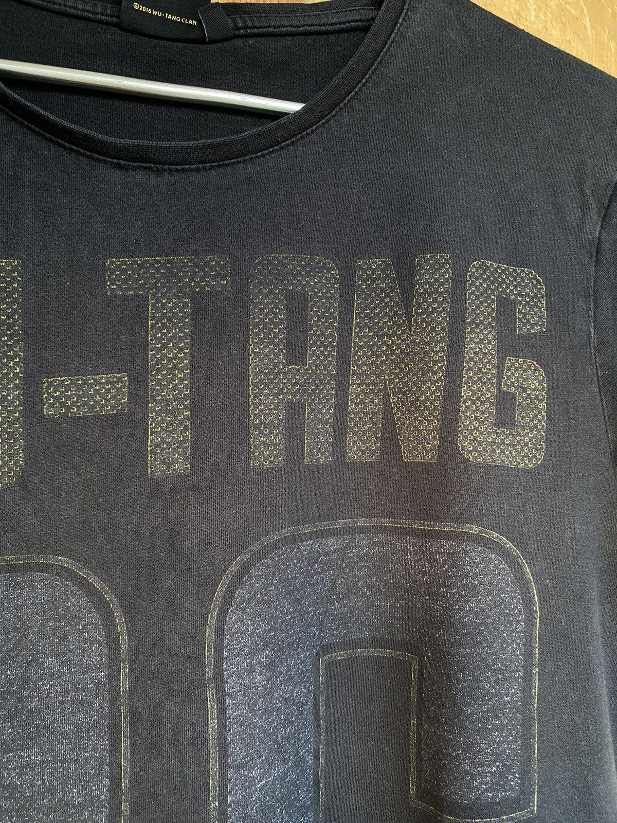 Band Tees Vintage Style Wu Tang Clan 2016 T Shirt 36 Big Logo Rap Tee Size US XL / EU 56 / 4 - 4 Thumbnail