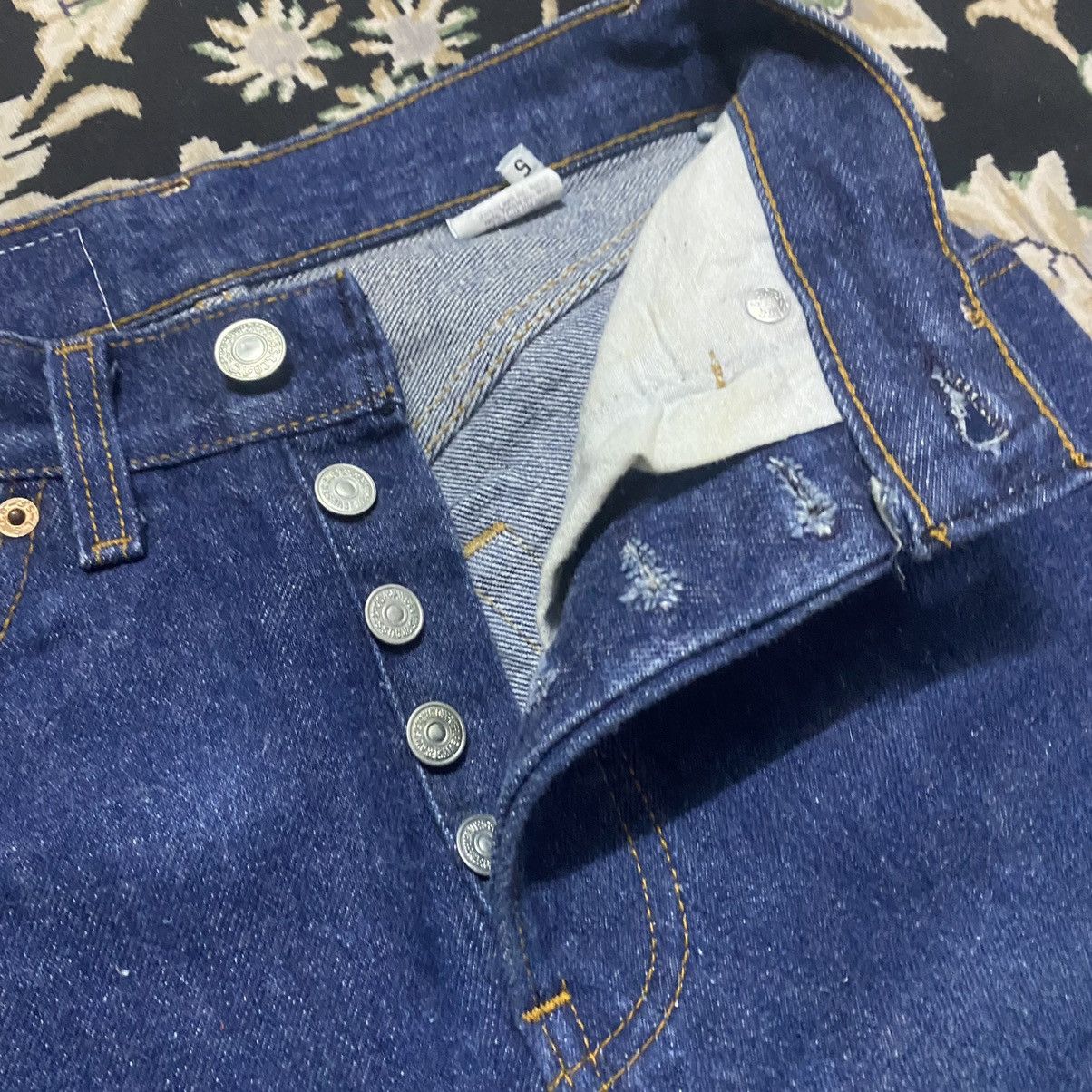 Levi's Vintage 90s Levis 501 Women Jeans 24x32 Made in USA Size 24" / US 00 / IT 34 - 13 Thumbnail