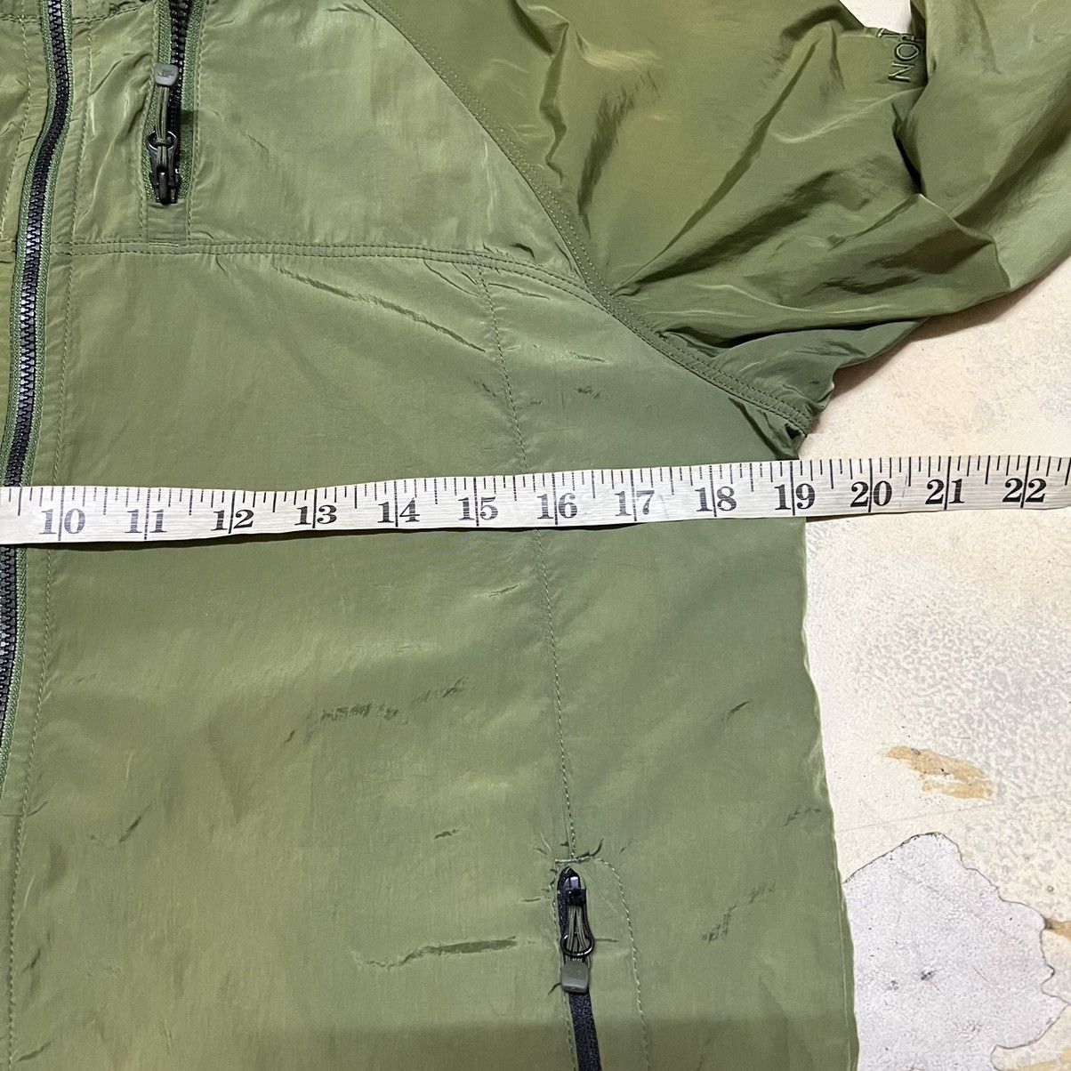 The North Face Windbreaker Light Jacket