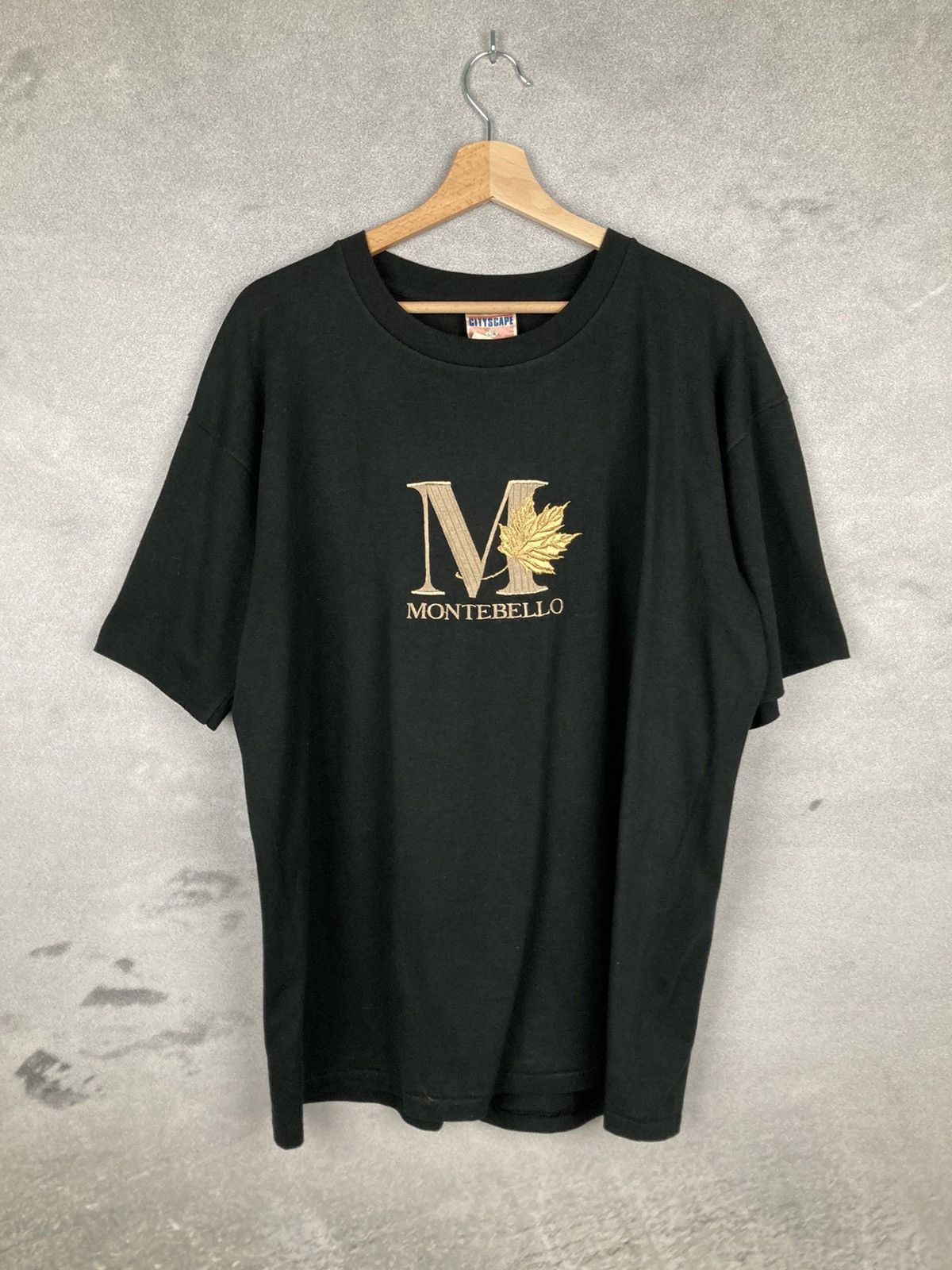 Vintage Vintage Canada Montobello Embroidered Logo Tee 90s Size US L / EU 52-54 / 3 - 1 Thumbnail