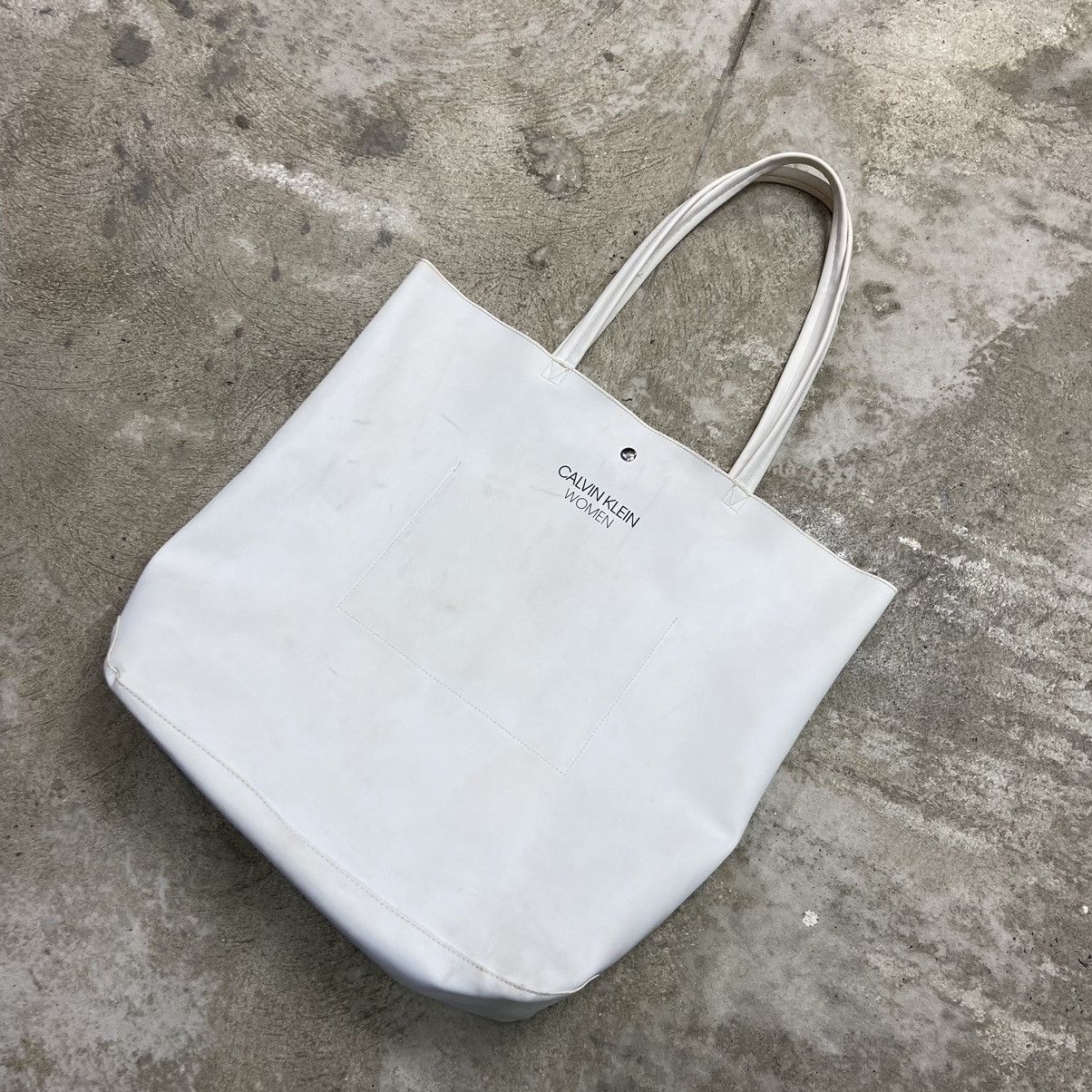 Calvin Klein CALVIN KLEIN EYE ECO LEATHER FADED RARE Y2K TOTE BAG № 6008 Size ONE SIZE - 4 Thumbnail