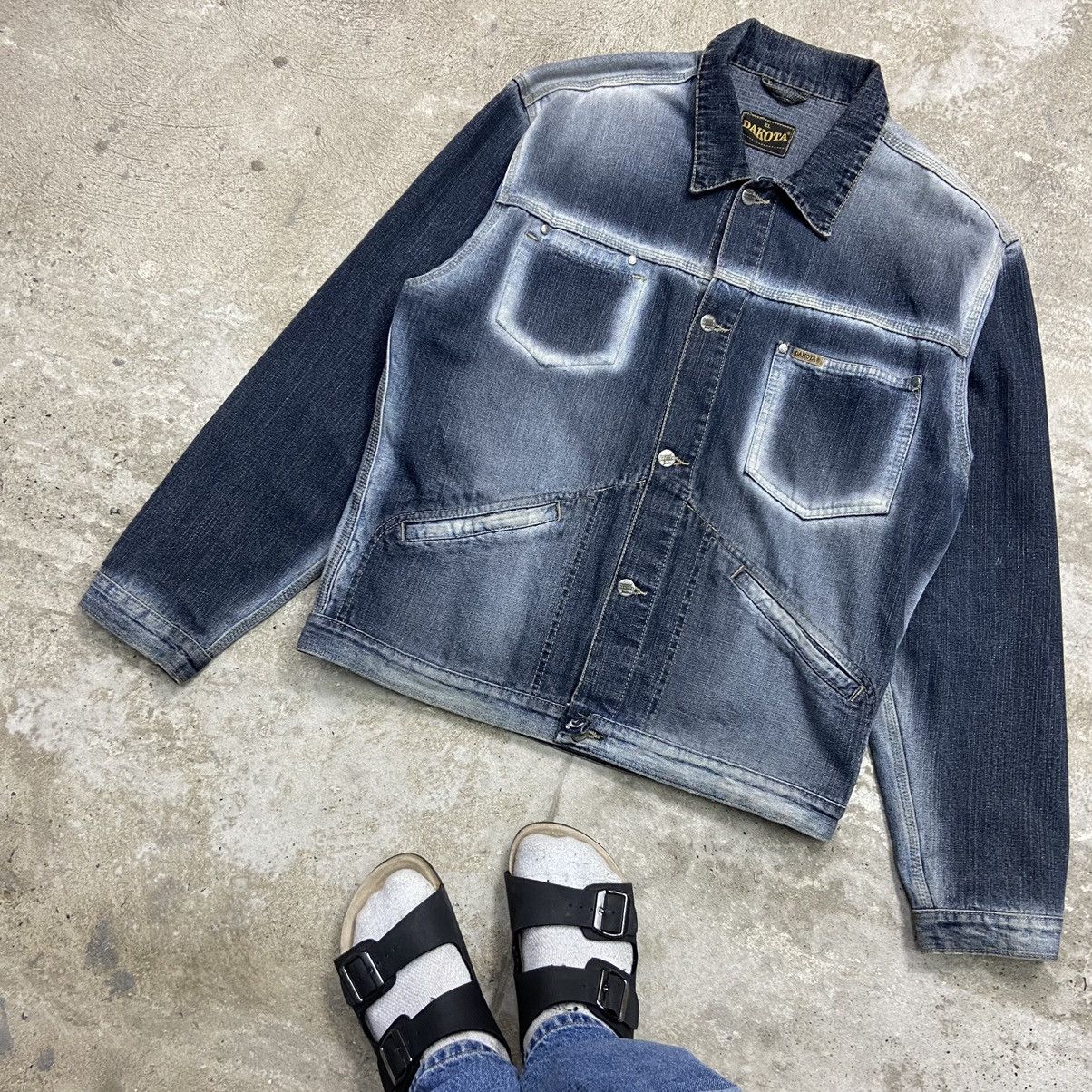 Vintage 1980s DACOTA BOXY FIT VINTAGE SUN FADED JEANS JACKET № 2065 Size US XL / EU 56 / 4 - 2 Thumbnail