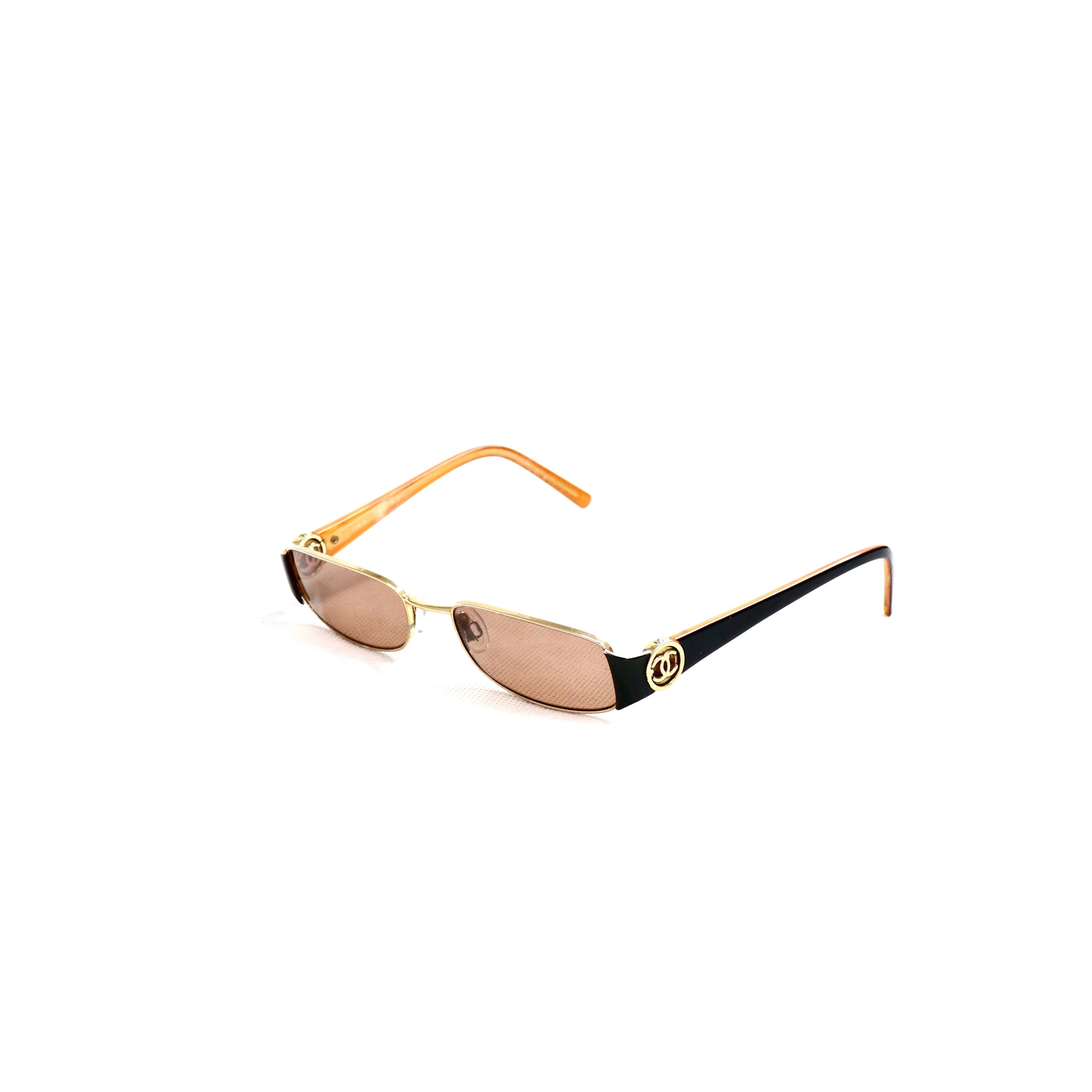 🔥FINAL PRICE DROP🔥 Constructed CC Logo Slim Sunglasses