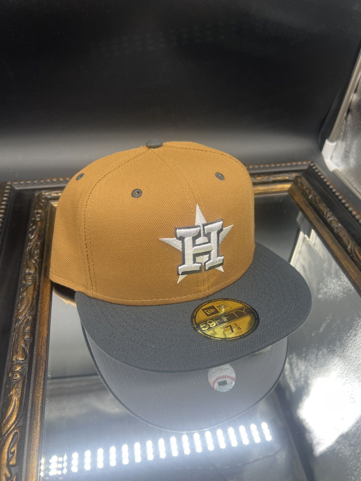 MLB × New Era Burdeens Chicago Houston Astros 2-Tone 7 3/8 Size ONE SIZE - 1 Thumbnail
