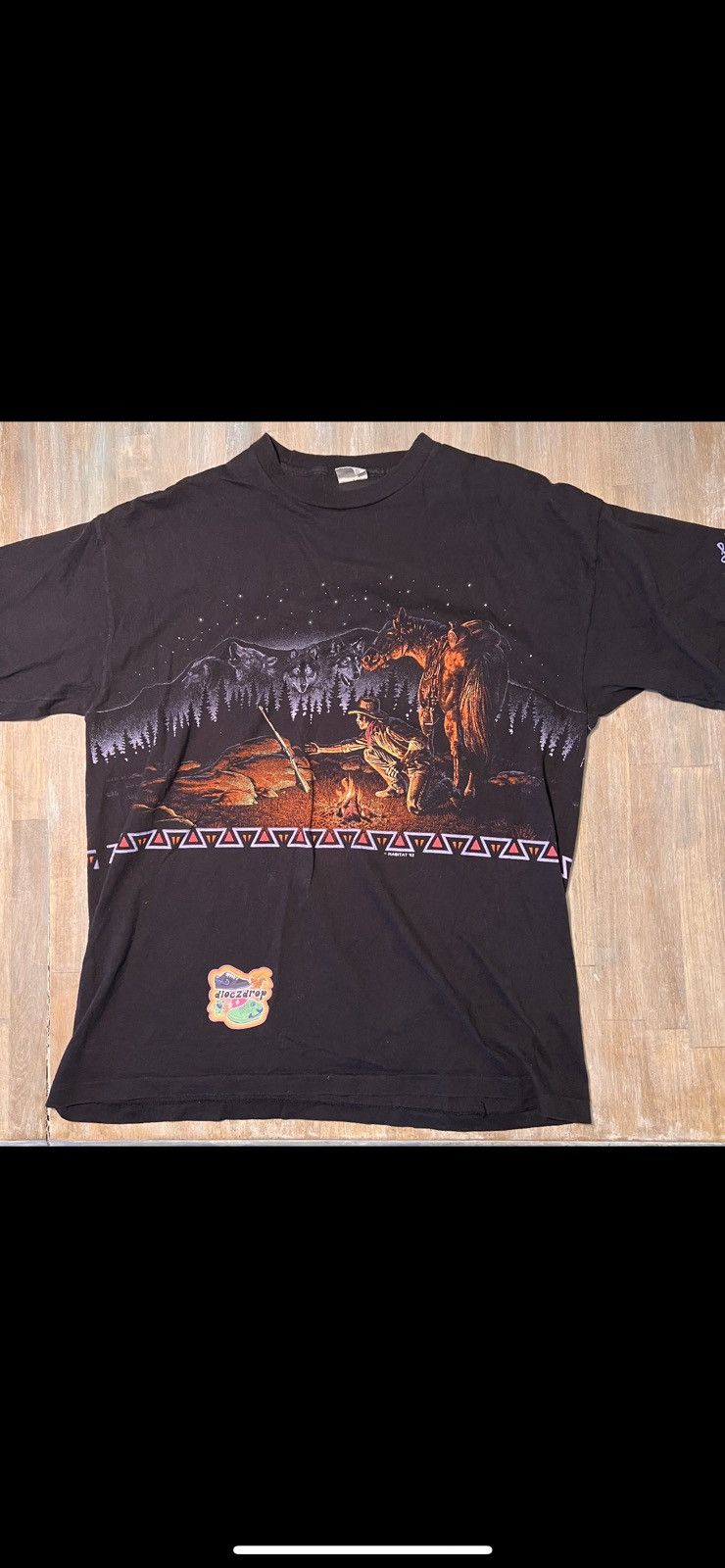 Vintage wolf tee