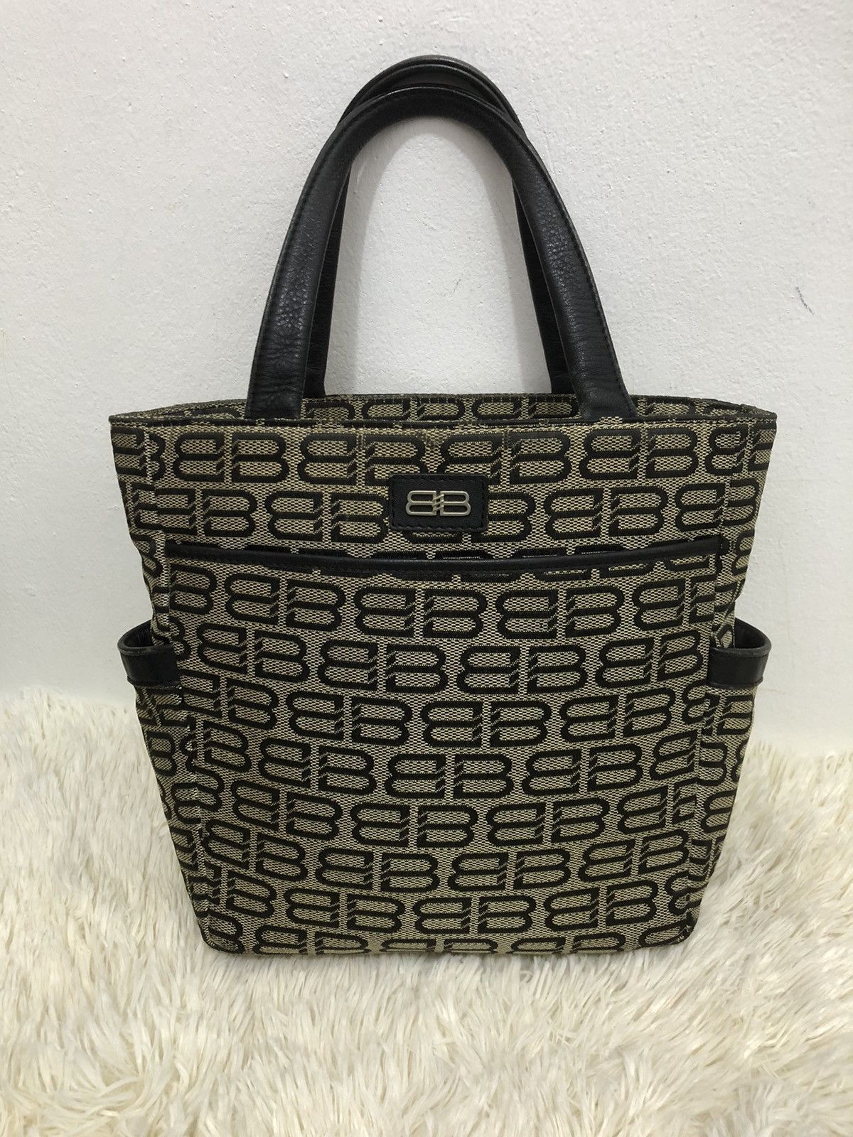 Balenciaga Balenciaga Paris BB Tote Bag Size ONE SIZE - 1 Thumbnail
