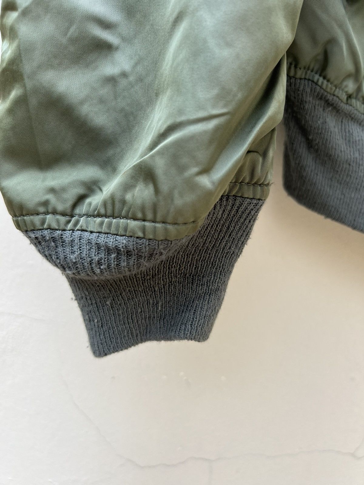 Alpha Industries Vintage 80s Alpha Industries USAF MA-1 Bomber Jacket Size US L / EU 52-54 / 3 - 7 Thumbnail