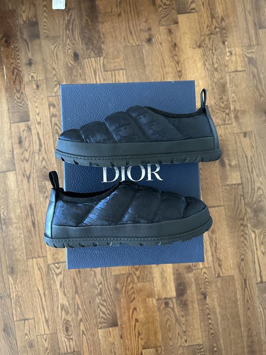 Dior discount snow slipper