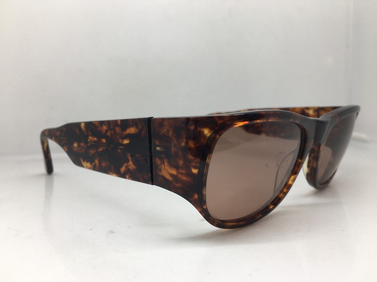 MOD LAFONT PARIS ARISTOTLE ONASSIS POWER BROKER SUNGLASSES