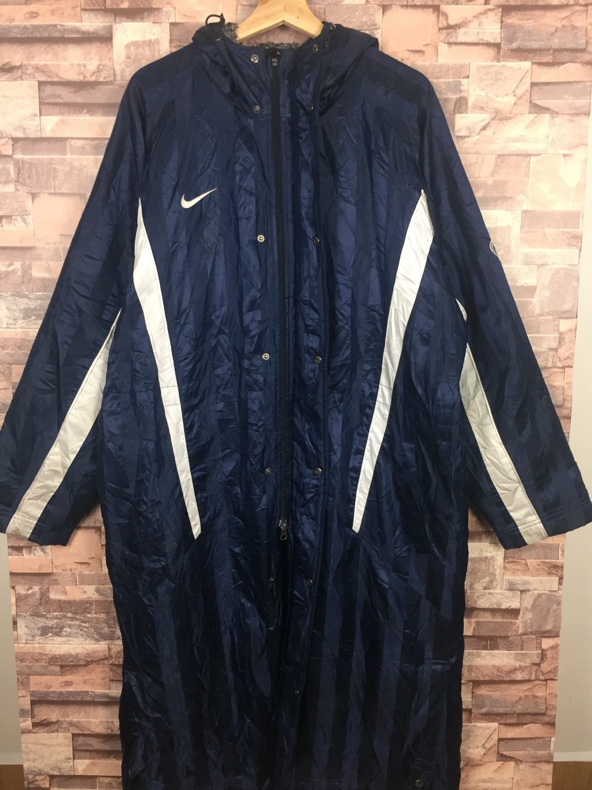 Nike Nike Swoosh Raincoat Zip Up Long Jacket Size US L / EU 52-54 / 3 - 4 Thumbnail