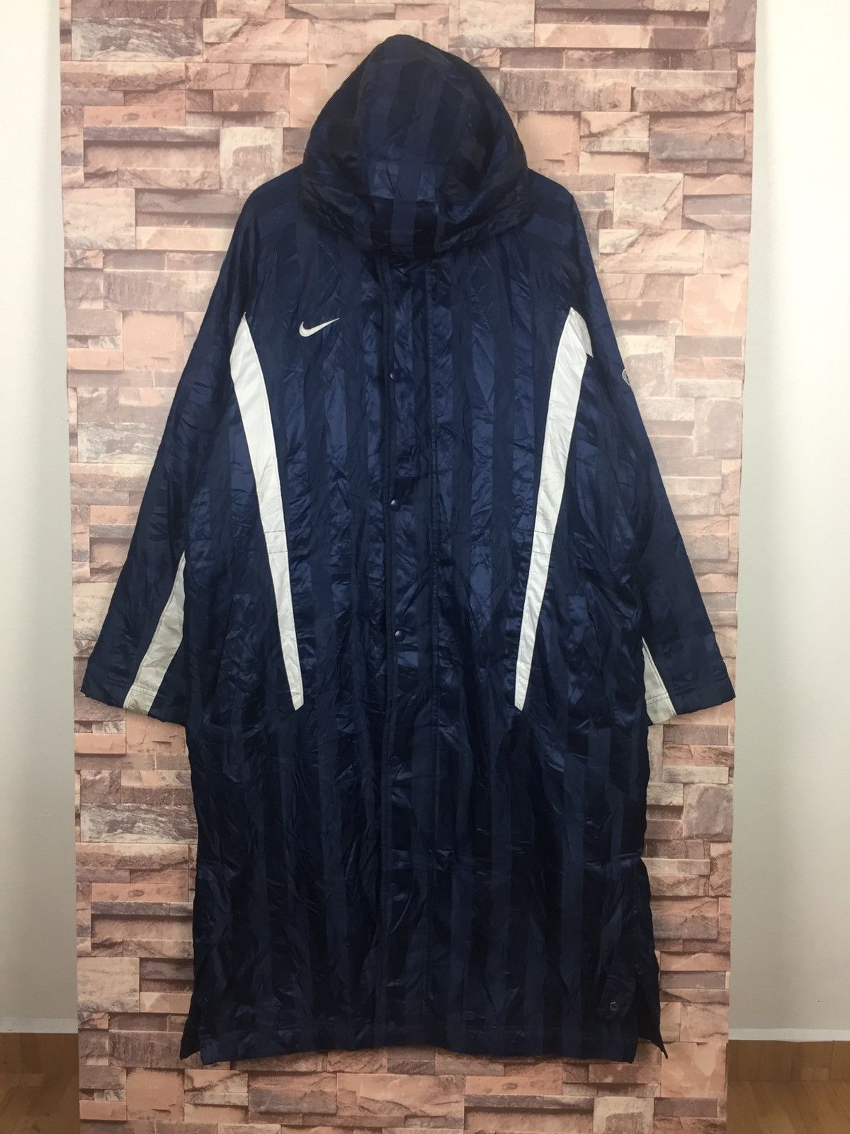 Nike Nike Swoosh Raincoat Zip Up Long Jacket Size US L / EU 52-54 / 3 - 1 Thumbnail