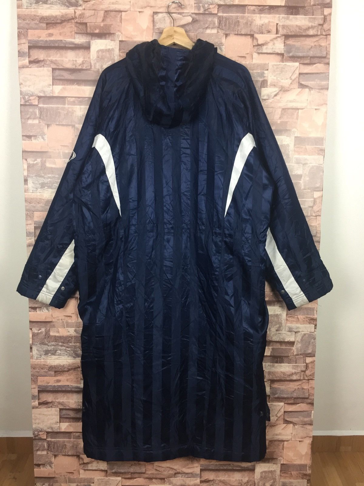 Nike Nike Swoosh Raincoat Zip Up Long Jacket Size US L / EU 52-54 / 3 - 2 Thumbnail