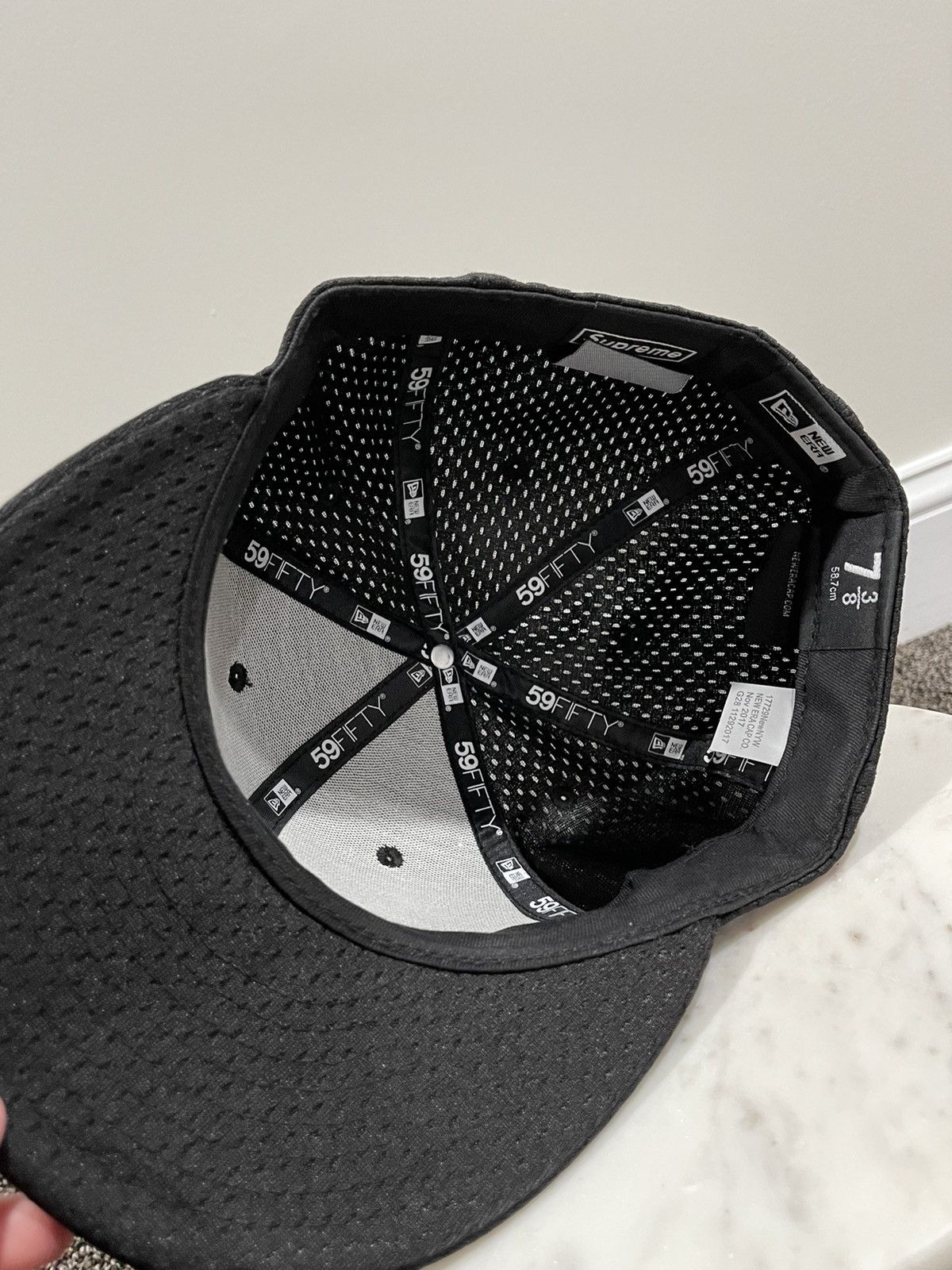 Supreme Supreme New Era SS18 Black Mesh Baseball Fitted Box Logo Hat Size ONE SIZE - 6 Thumbnail