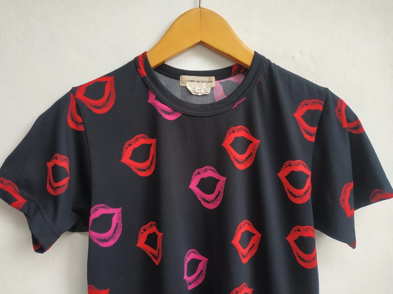 Comme des Garcons AD 2008, Comme Des Garcons Lips Stretch Tee Size S / US 4 / IT 40 - 5 Thumbnail