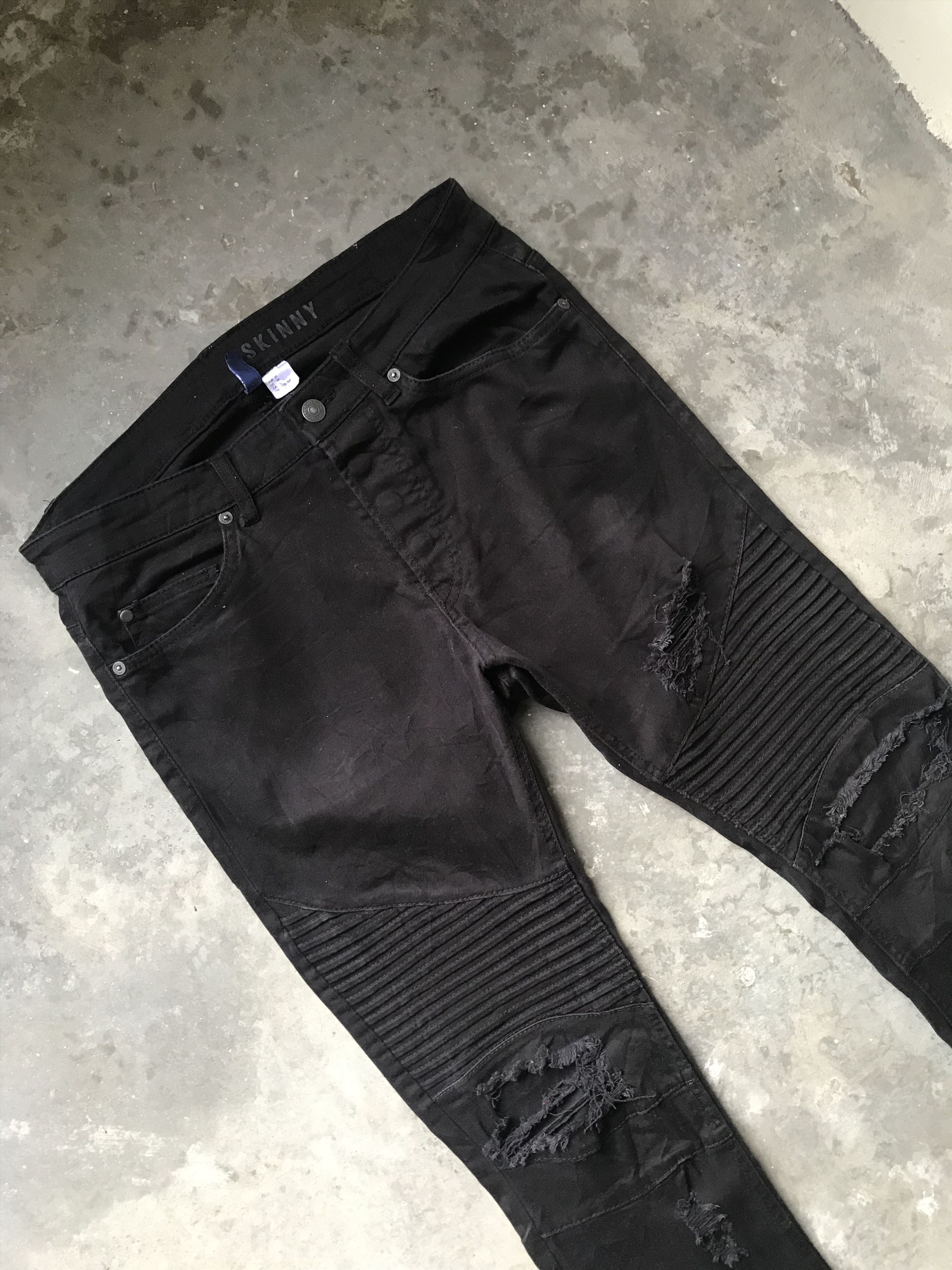 Divided H&M Skinny Distressed Biker Pant Size US 31 - 2 Thumbnail