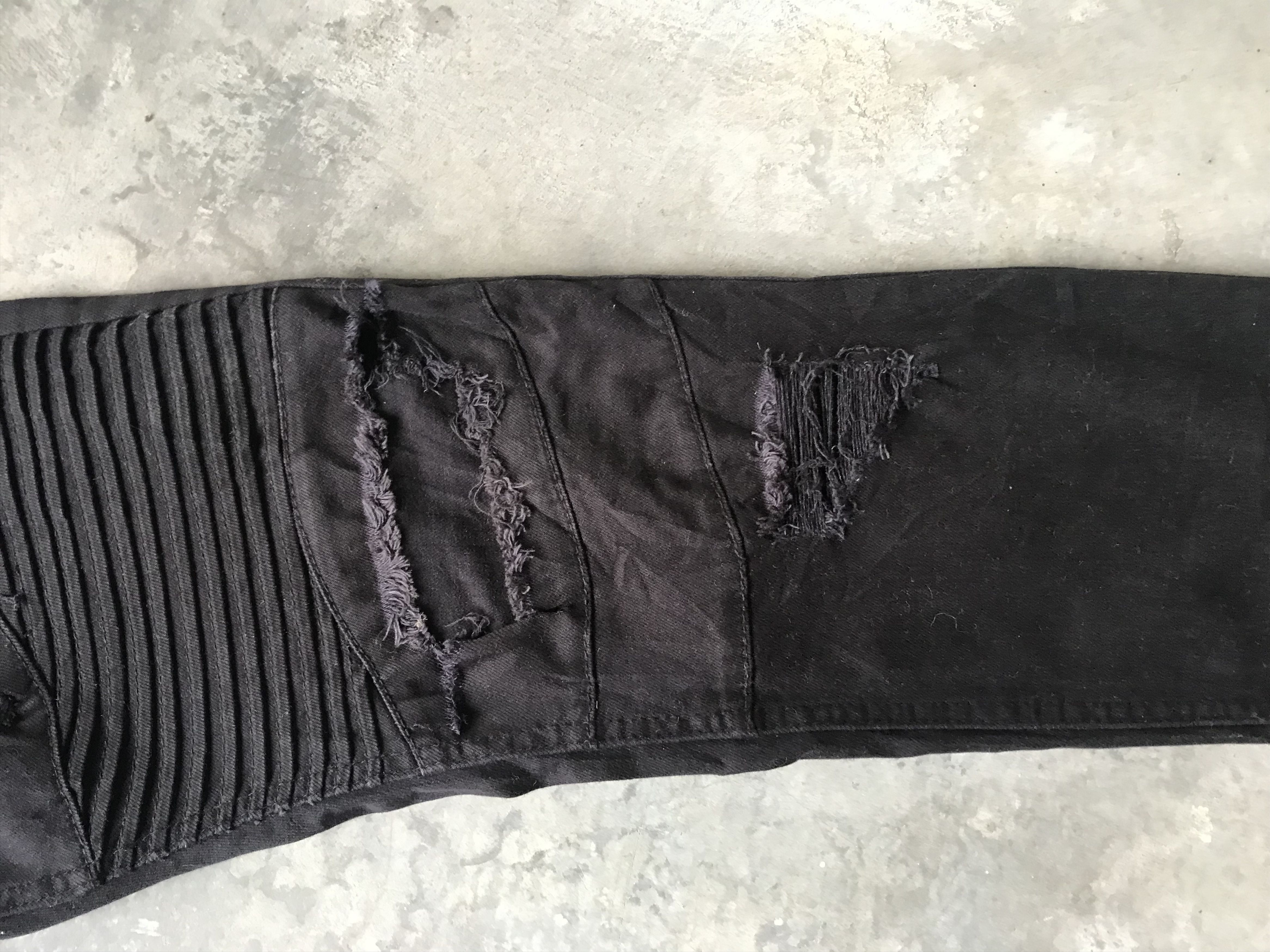 Divided H&M Skinny Distressed Biker Pant Size US 31 - 5 Thumbnail