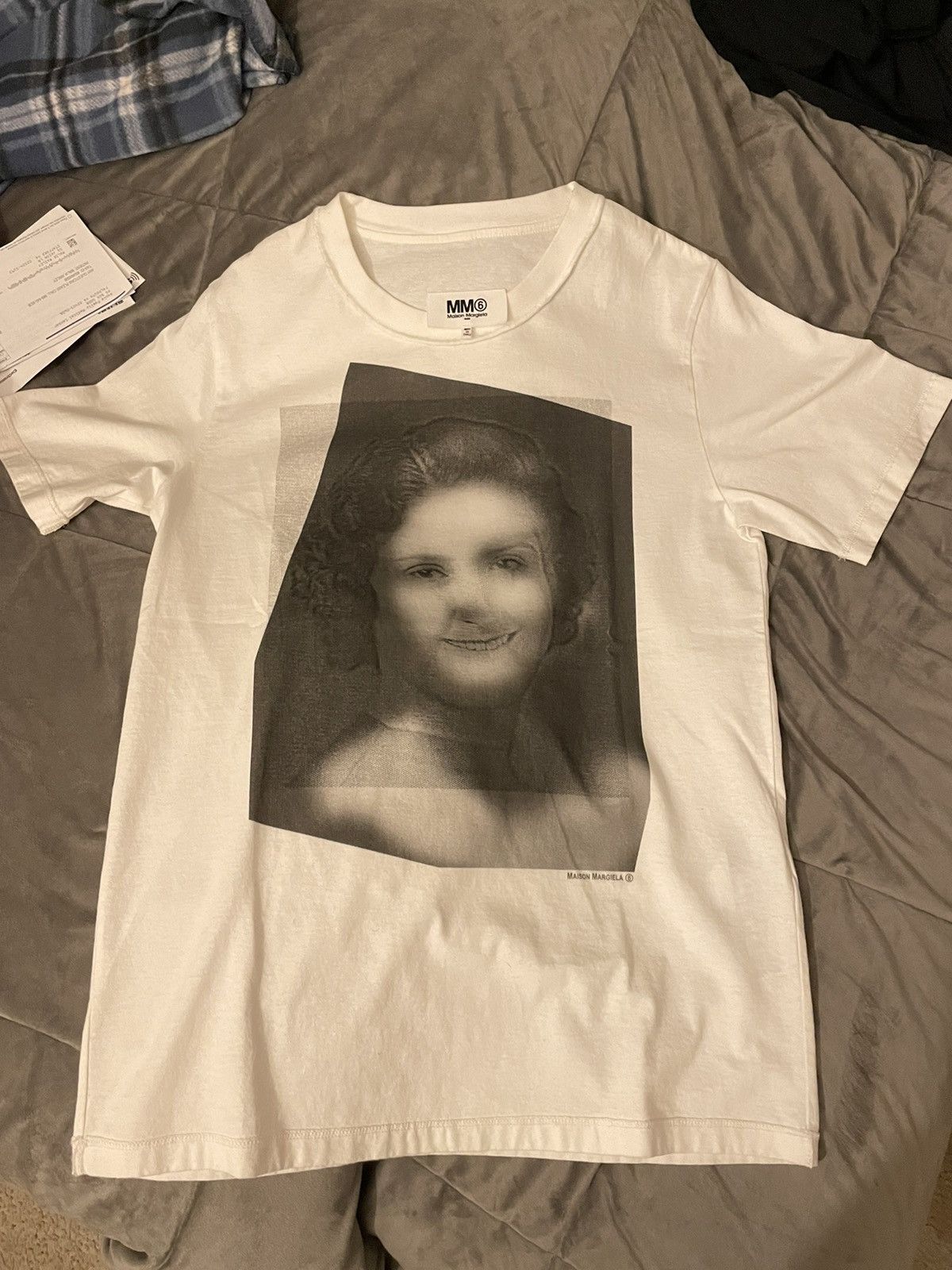 Maison Margiela MM6 Maison Margiela Photograph Graphic Tee In White Size US S / EU 44-46 / 1 - 1 Thumbnail