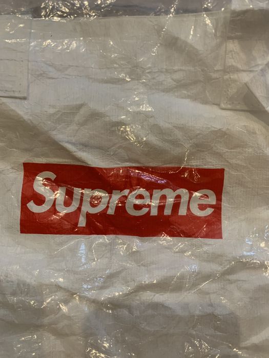 Supreme tyvek tote online bag