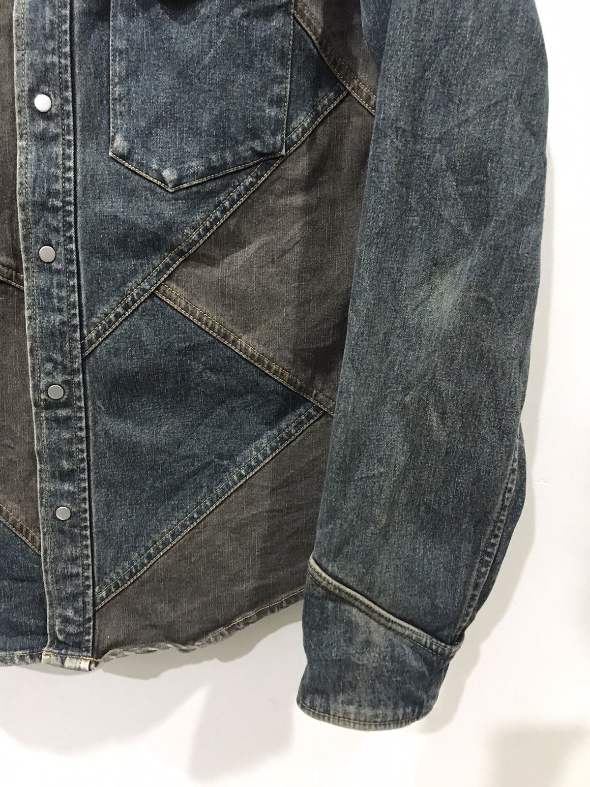 Japanese Brand modern lover Japan Very Rare Two Tones Westener Denim Shirt Size US S / EU 44-46 / 1 - 5 Thumbnail
