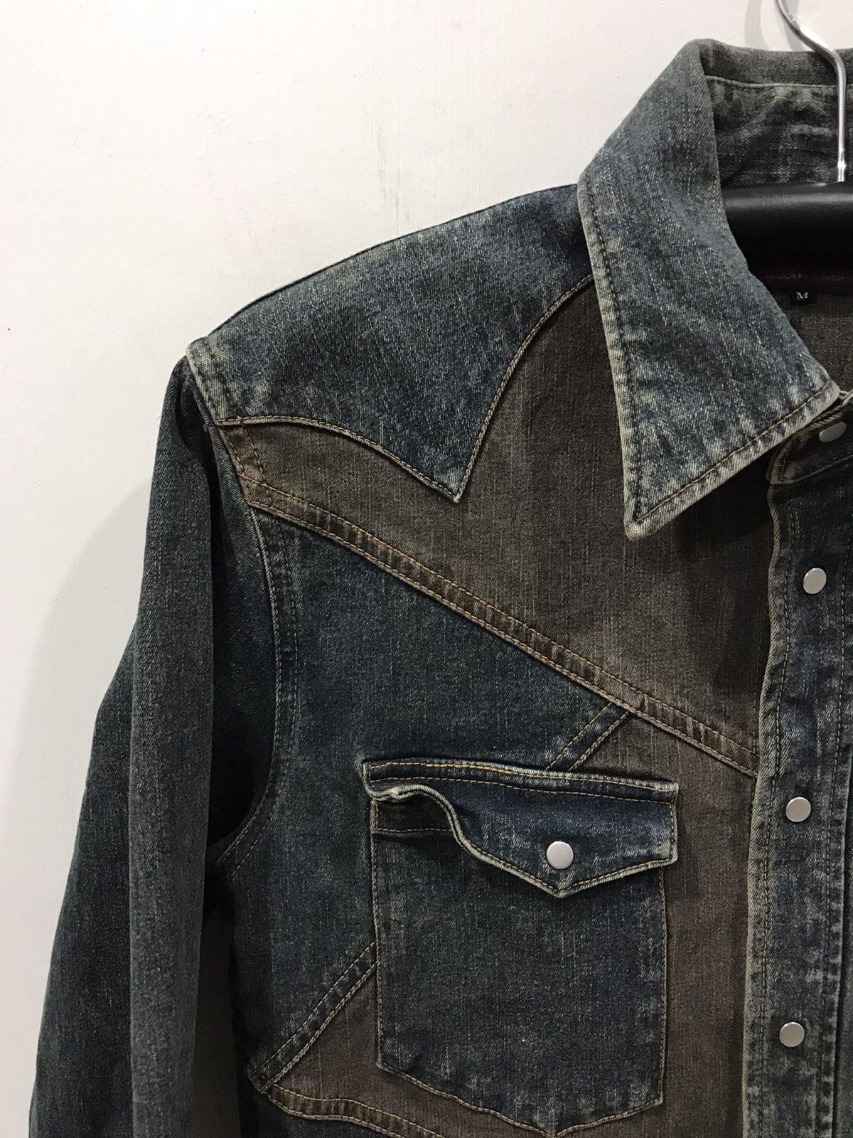 Japanese Brand modern lover Japan Very Rare Two Tones Westener Denim Shirt Size US S / EU 44-46 / 1 - 4 Thumbnail