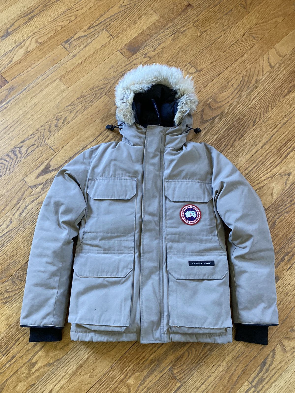 Canada Goose Canada goose expedition jacket Size US S / EU 44-46 / 1 - 1 Thumbnail